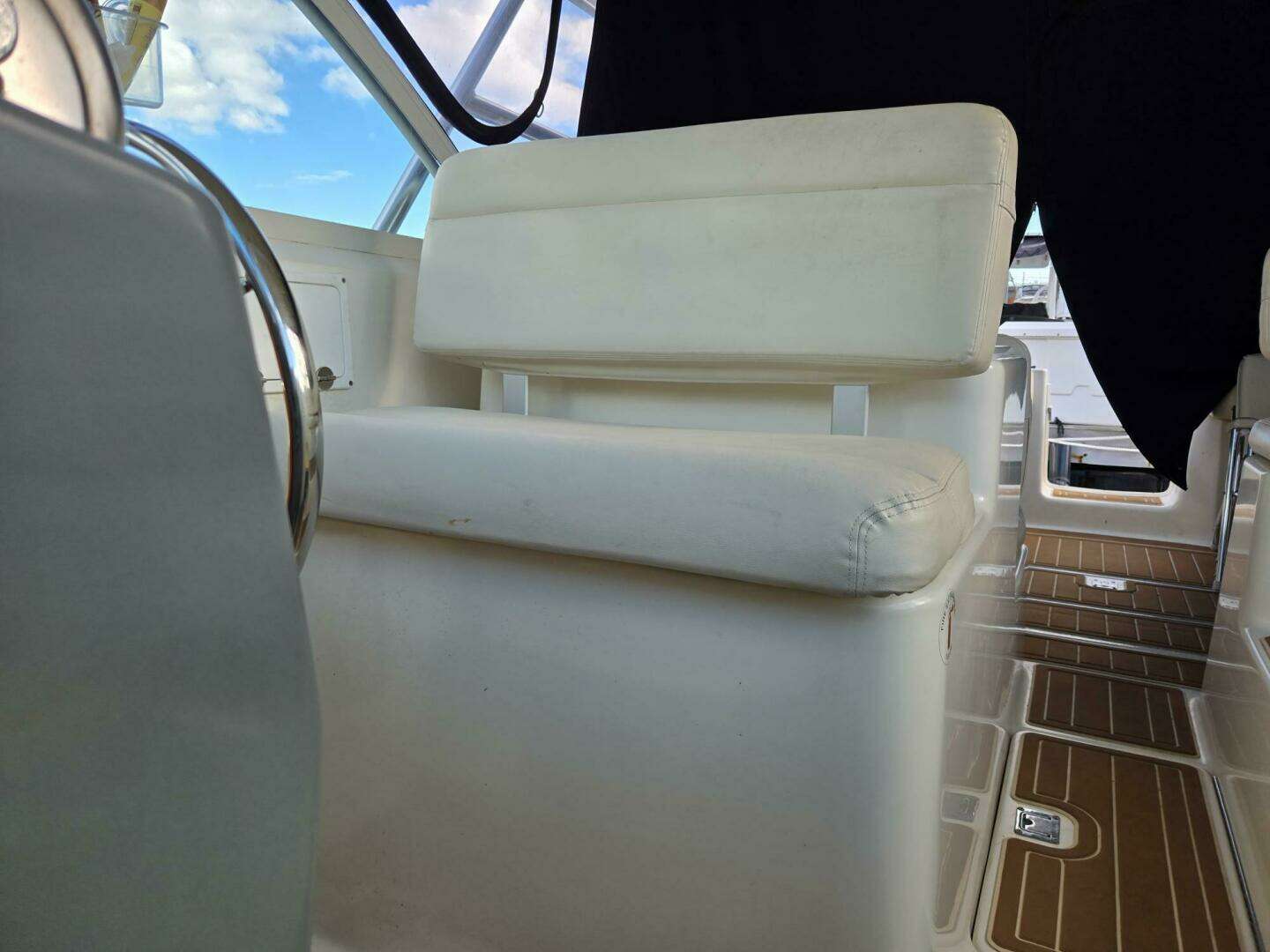 1998 Tiara Yachts Coronet - Image 13
