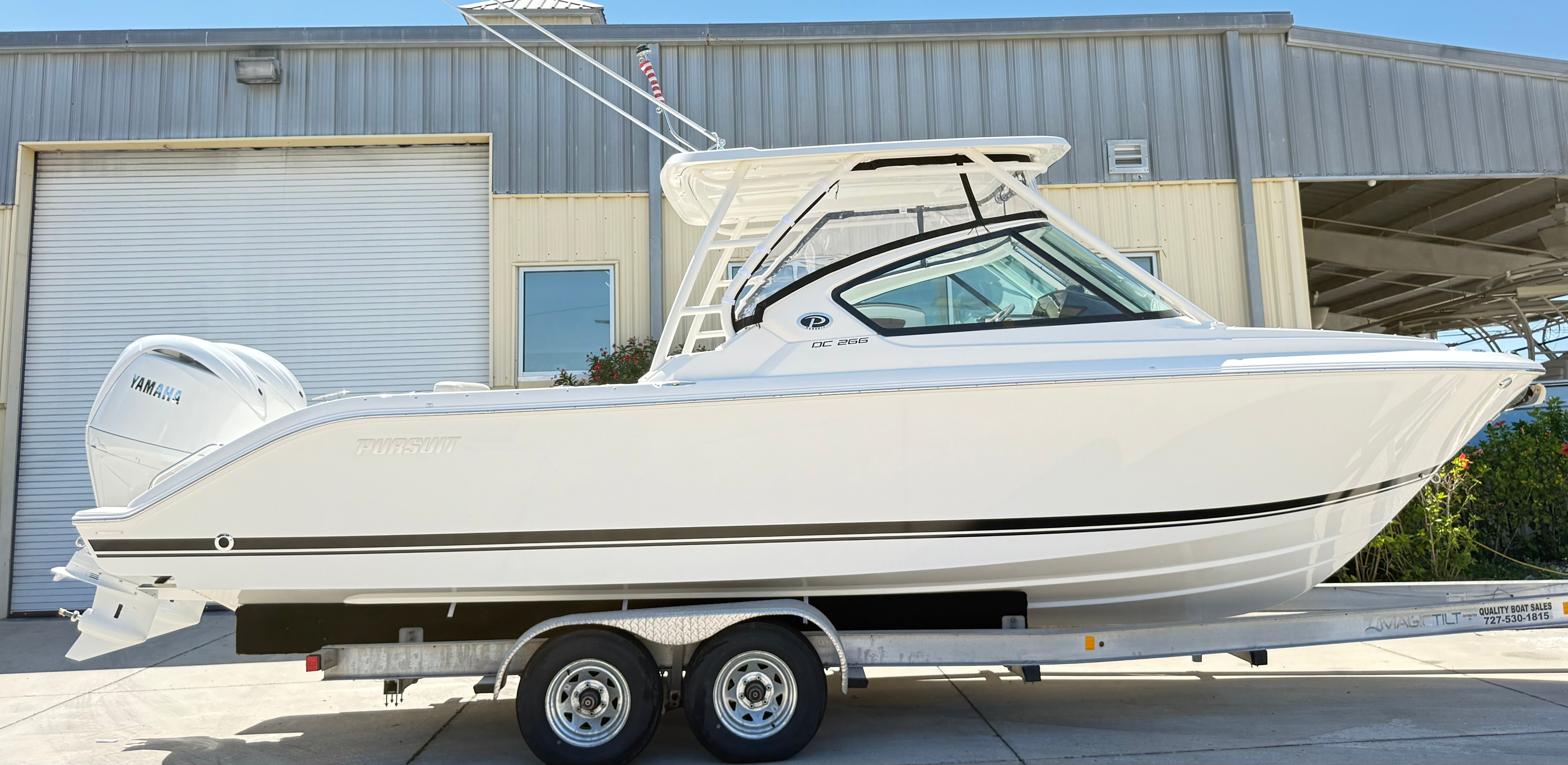 2026 Pursuit DC 266 Dual Console