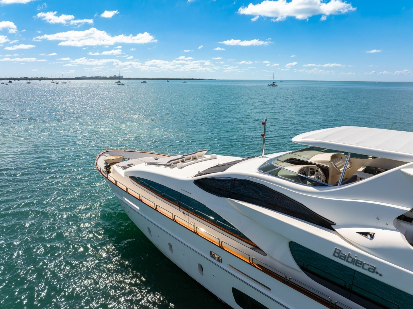 2005 Azimut 105 - Image 35
