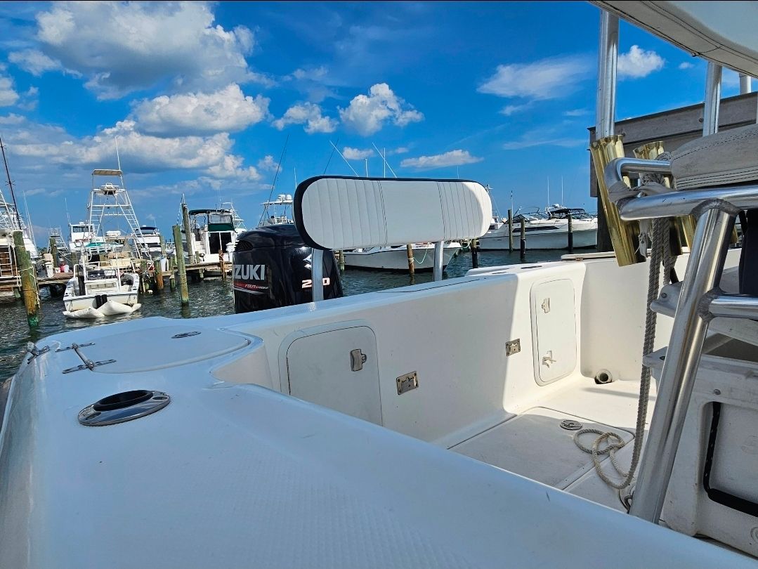 2001 Century 2300 Center Console - 9