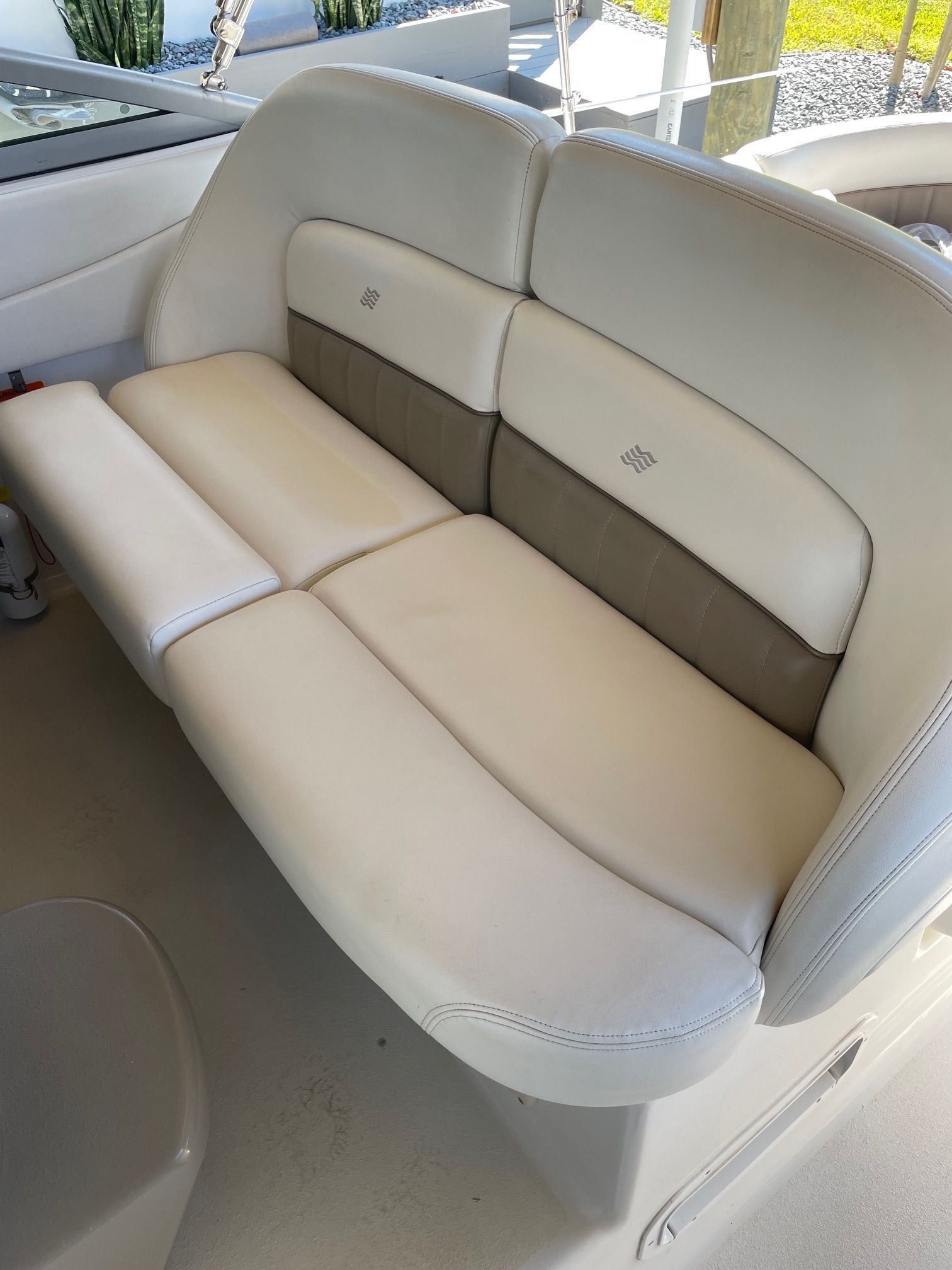 2004 Four Winns 248 Vista - 12