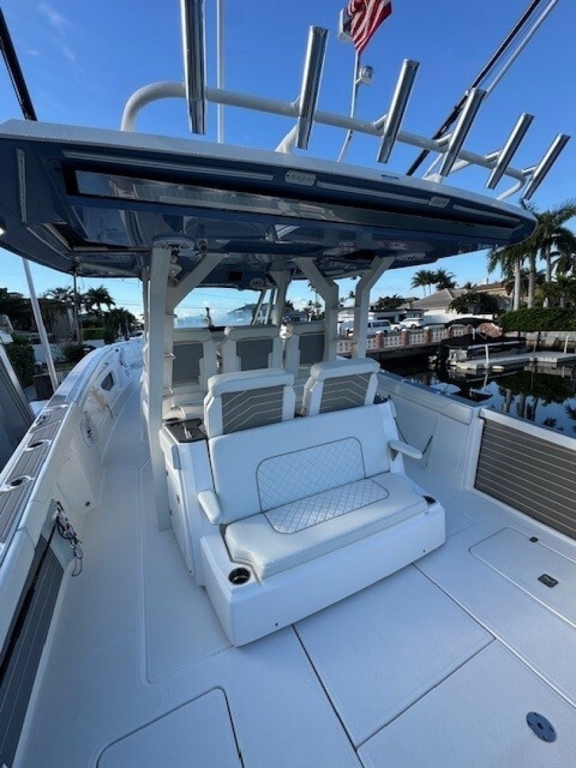 2023 Pursuit S 428 Sport - Image 4