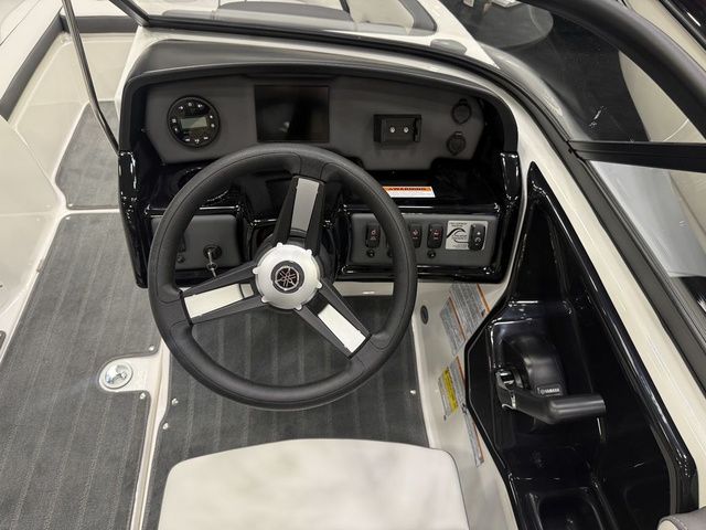 2026 Yamaha Boats SX190 - 14