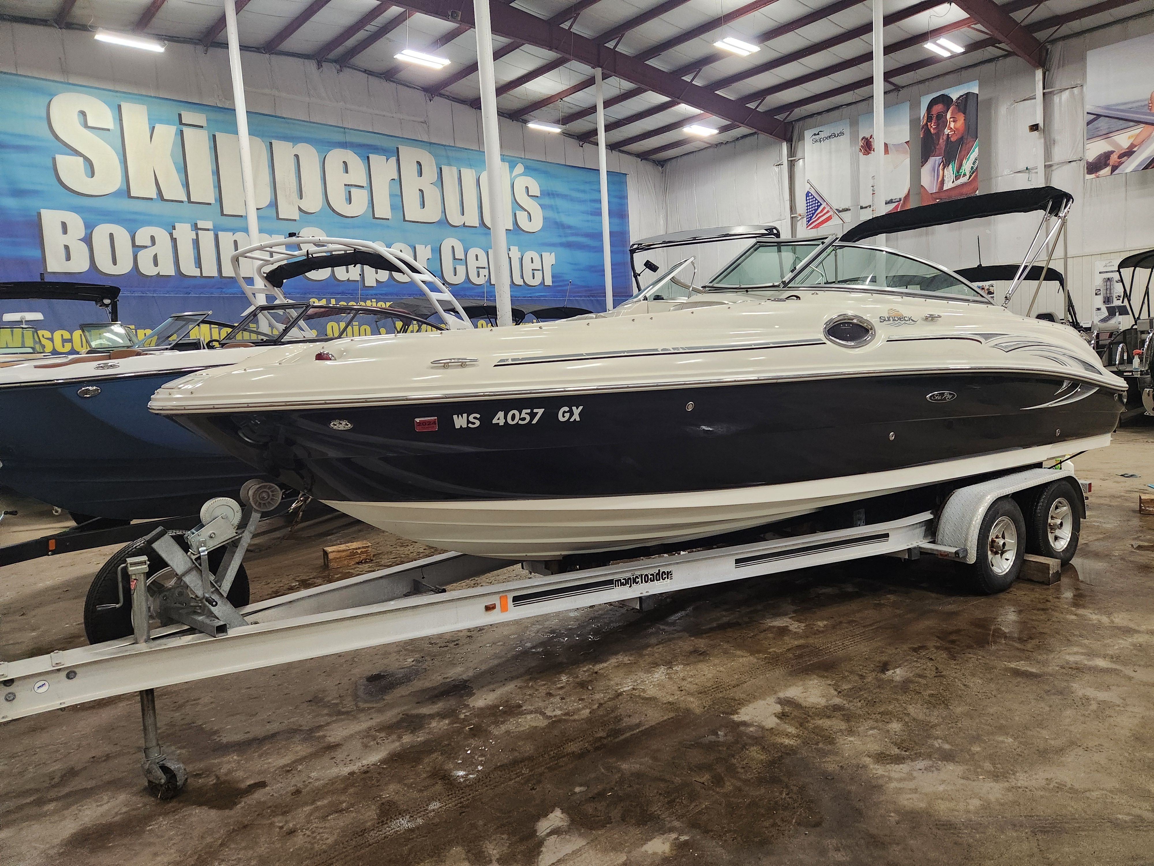 2005 Sea Ray 240 Sundeck