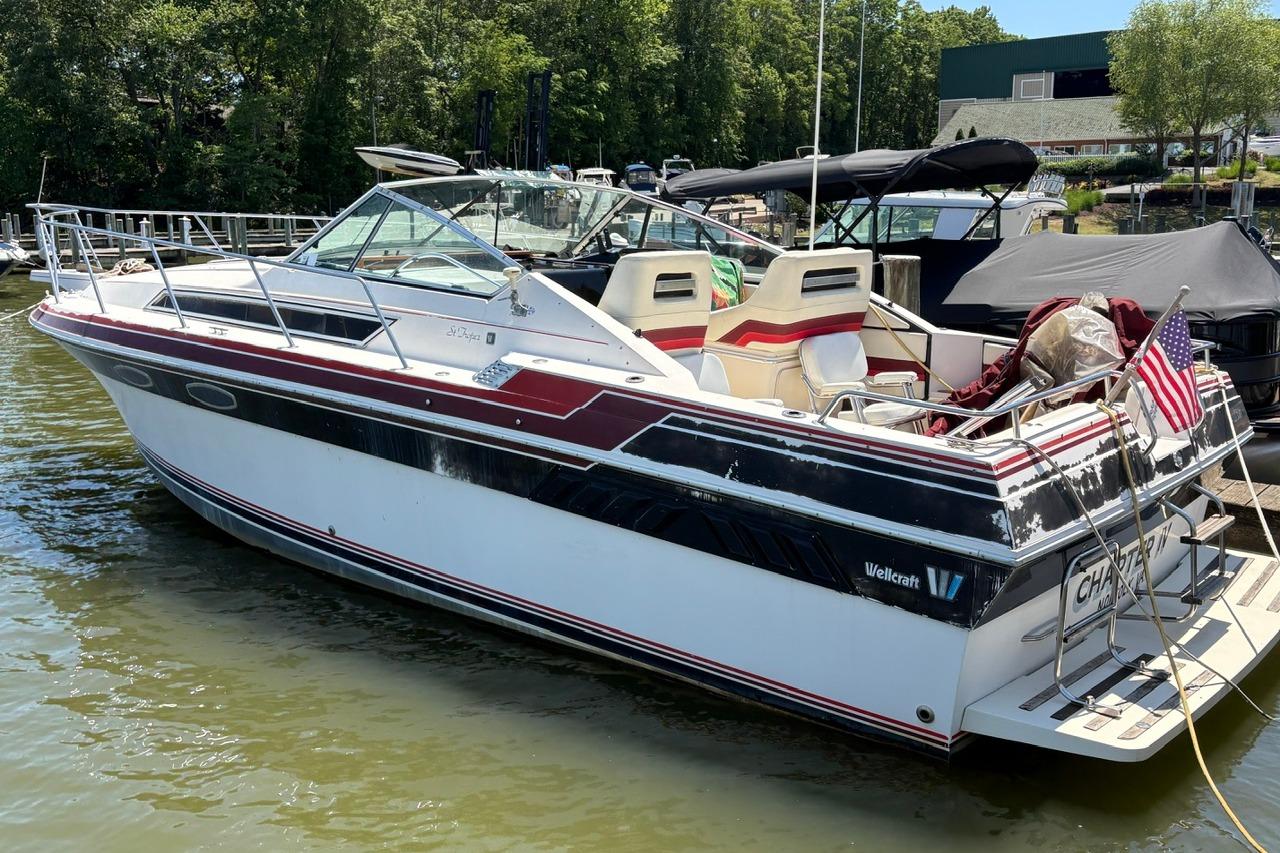 1986 Wellcraft 3200 St. Tropez