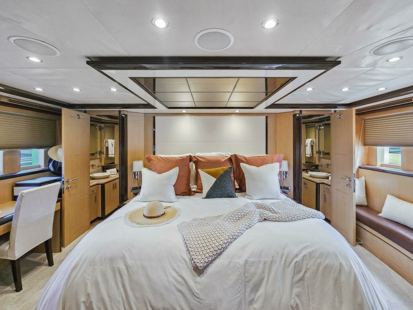 2010 Ocean Alexander 83 - Image 60