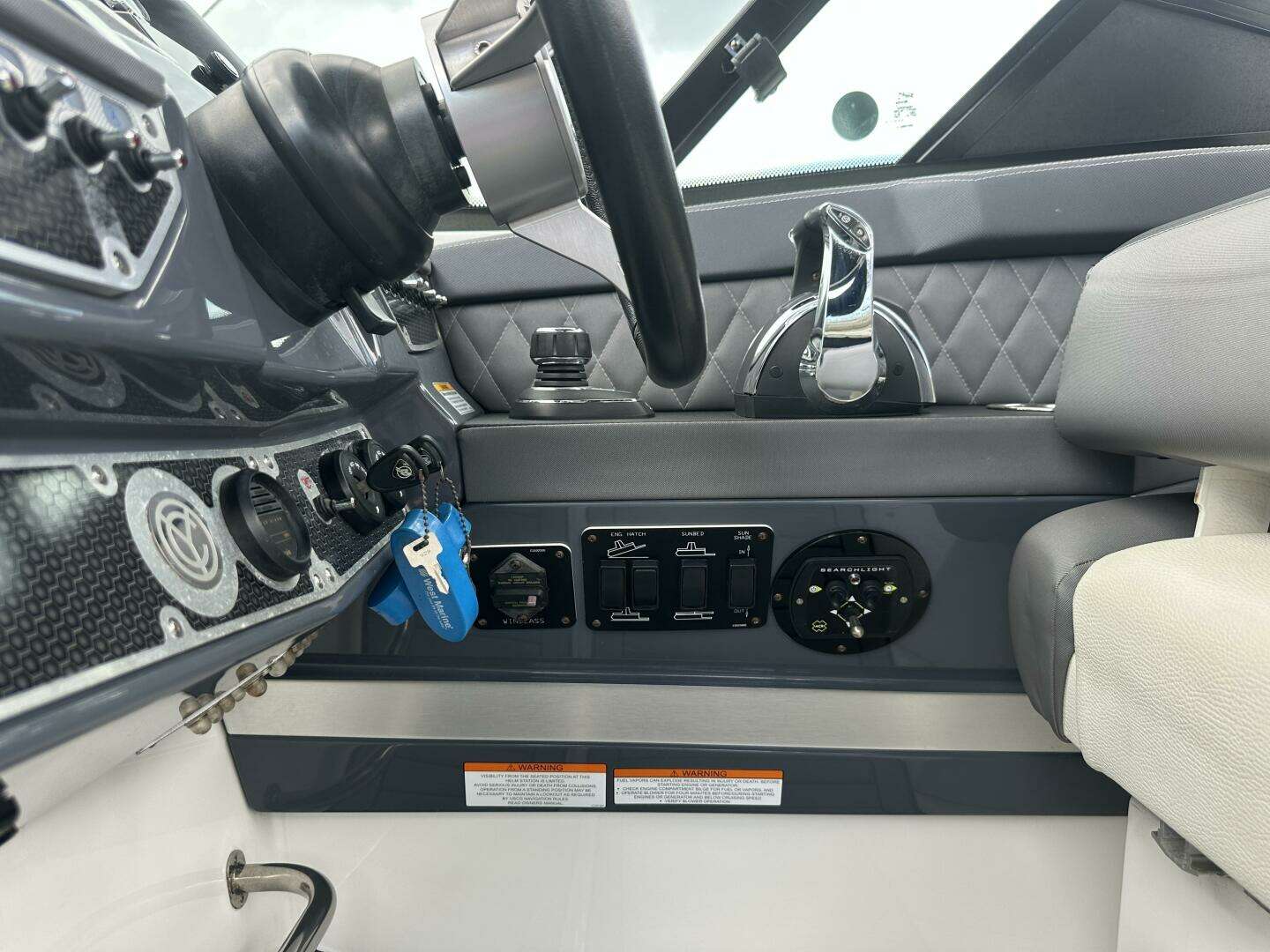 2019 Cruisers Yachts 338 Outboard - Image 43