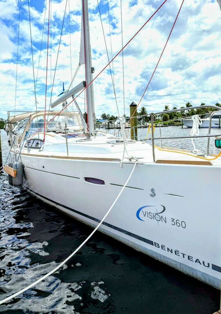 2012 Beneteau 43 - Image 2