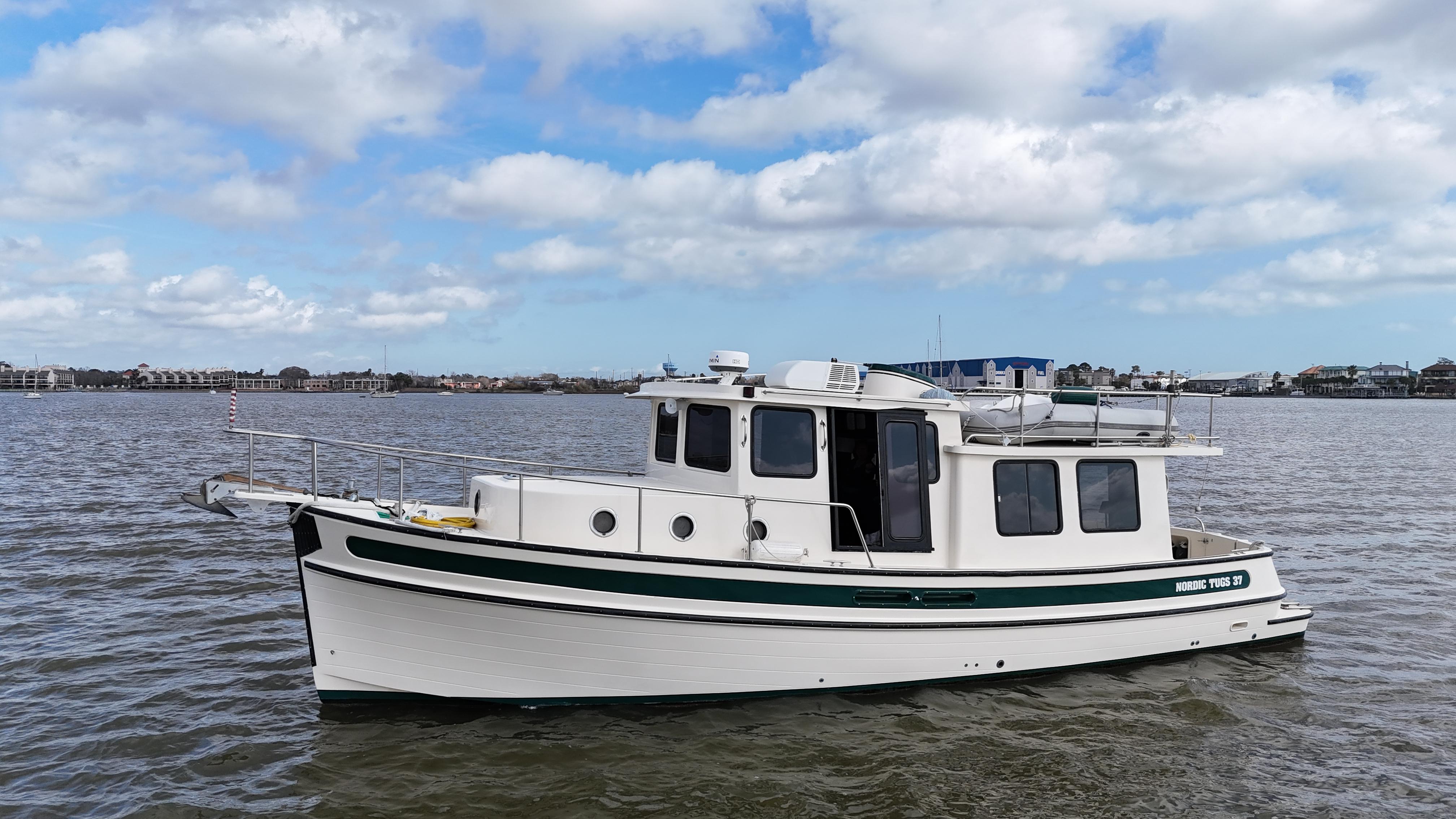 2001 Nordic Tug 37