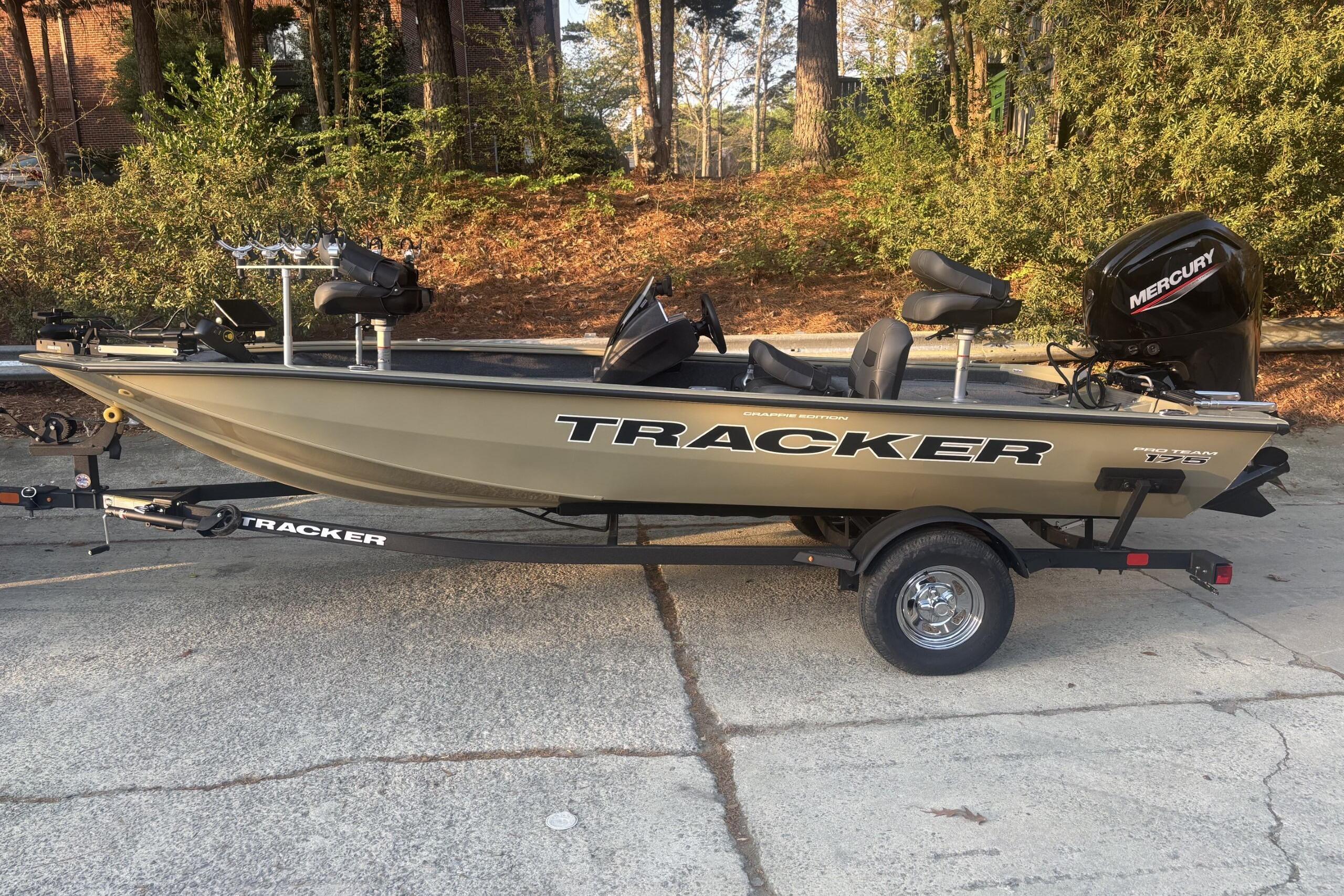 2026 Tracker Pro Team 175 Crappie Edition