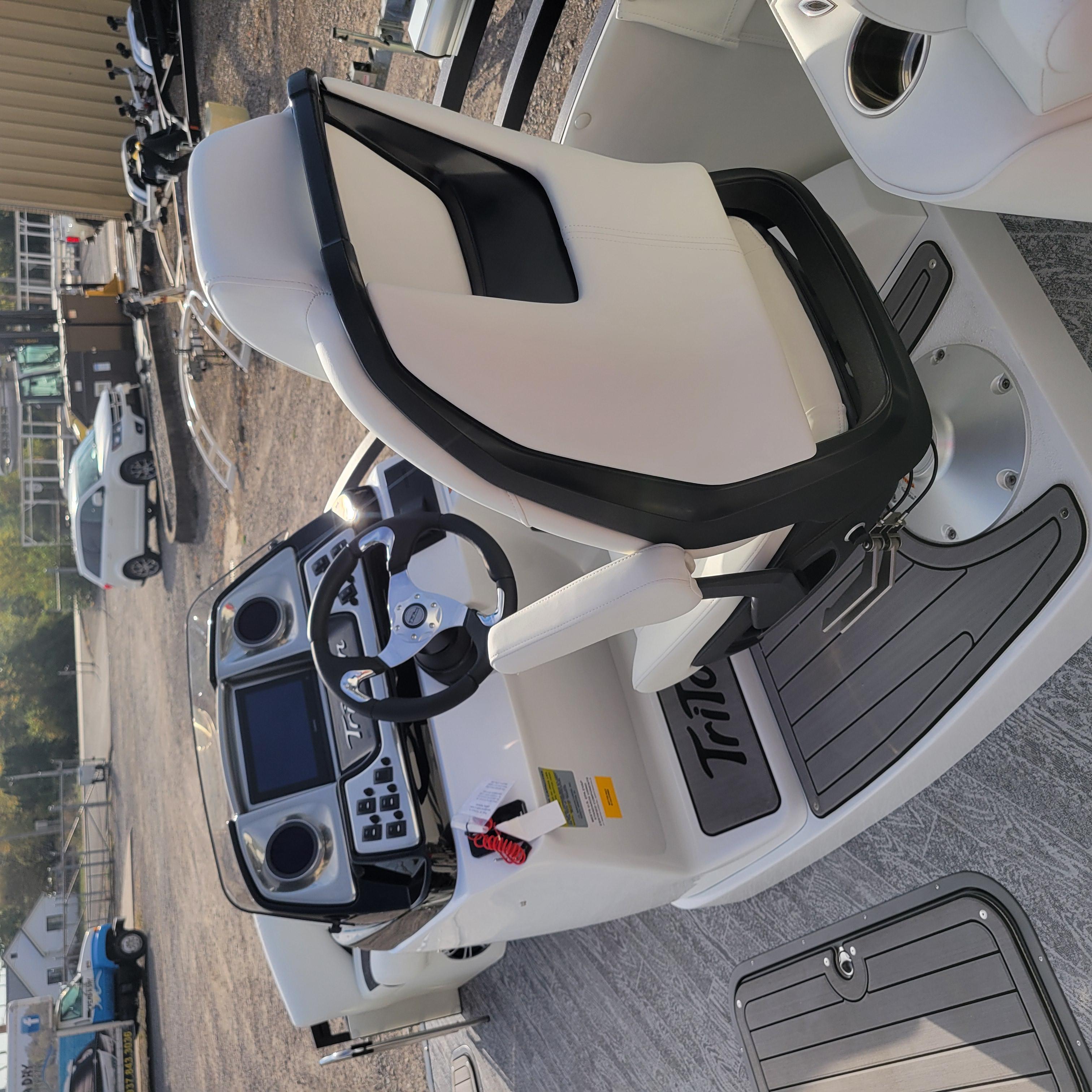 2025 JC NEPTOON 23TT SPORT - Image 21