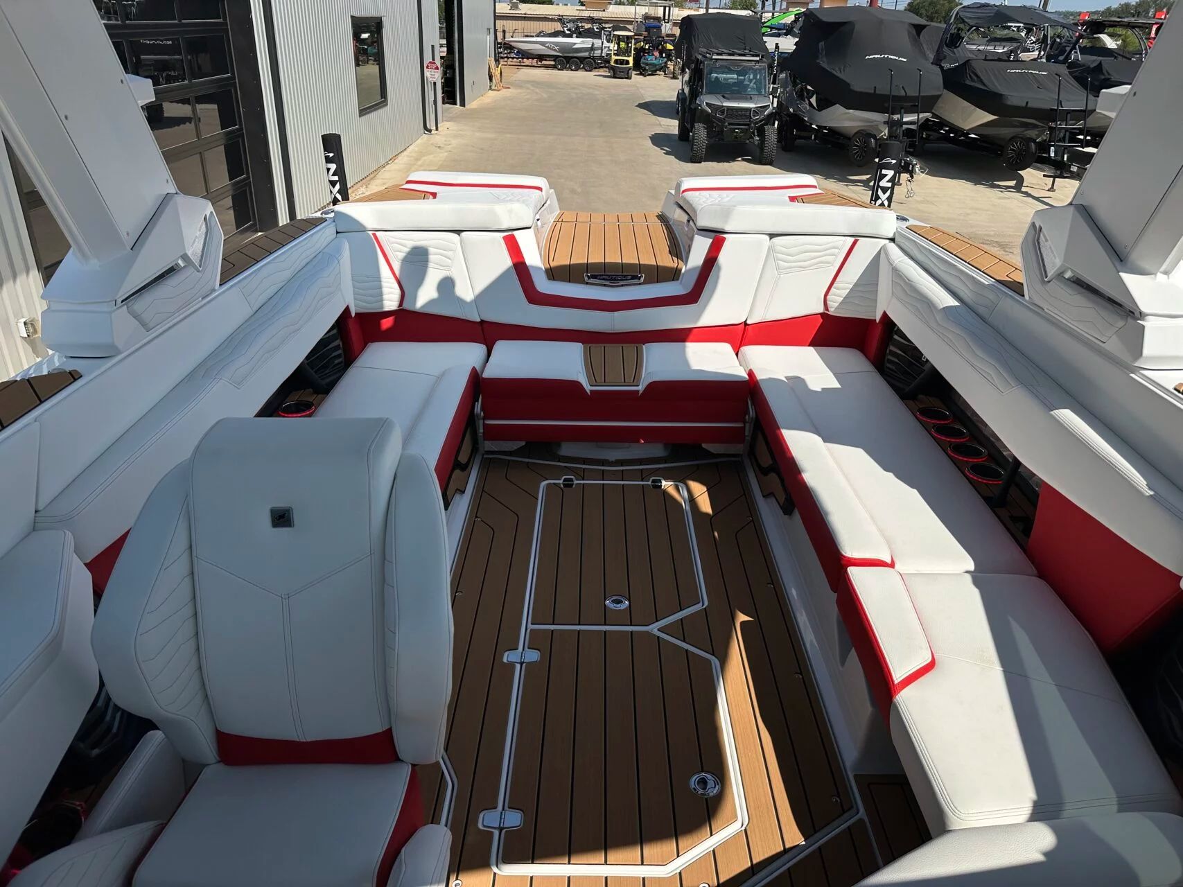 2026 Nautique G25 - 26