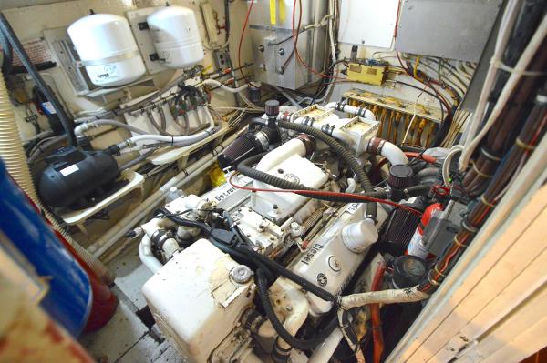 1980 Hatteras 53 Yacht Fisherman - 68