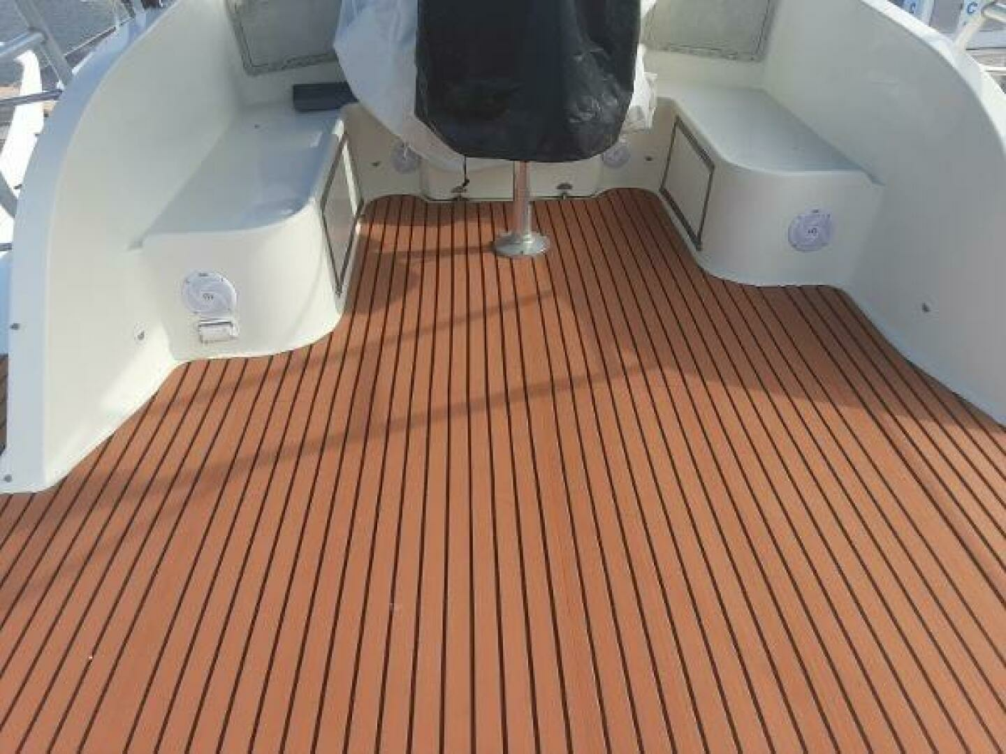 1965 Hatteras Motor Yacht - Image 7