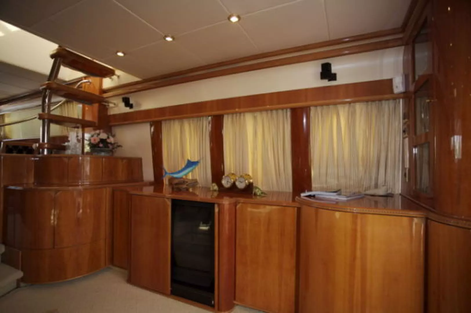 1999 Viking Sport Cruiser - Image 3