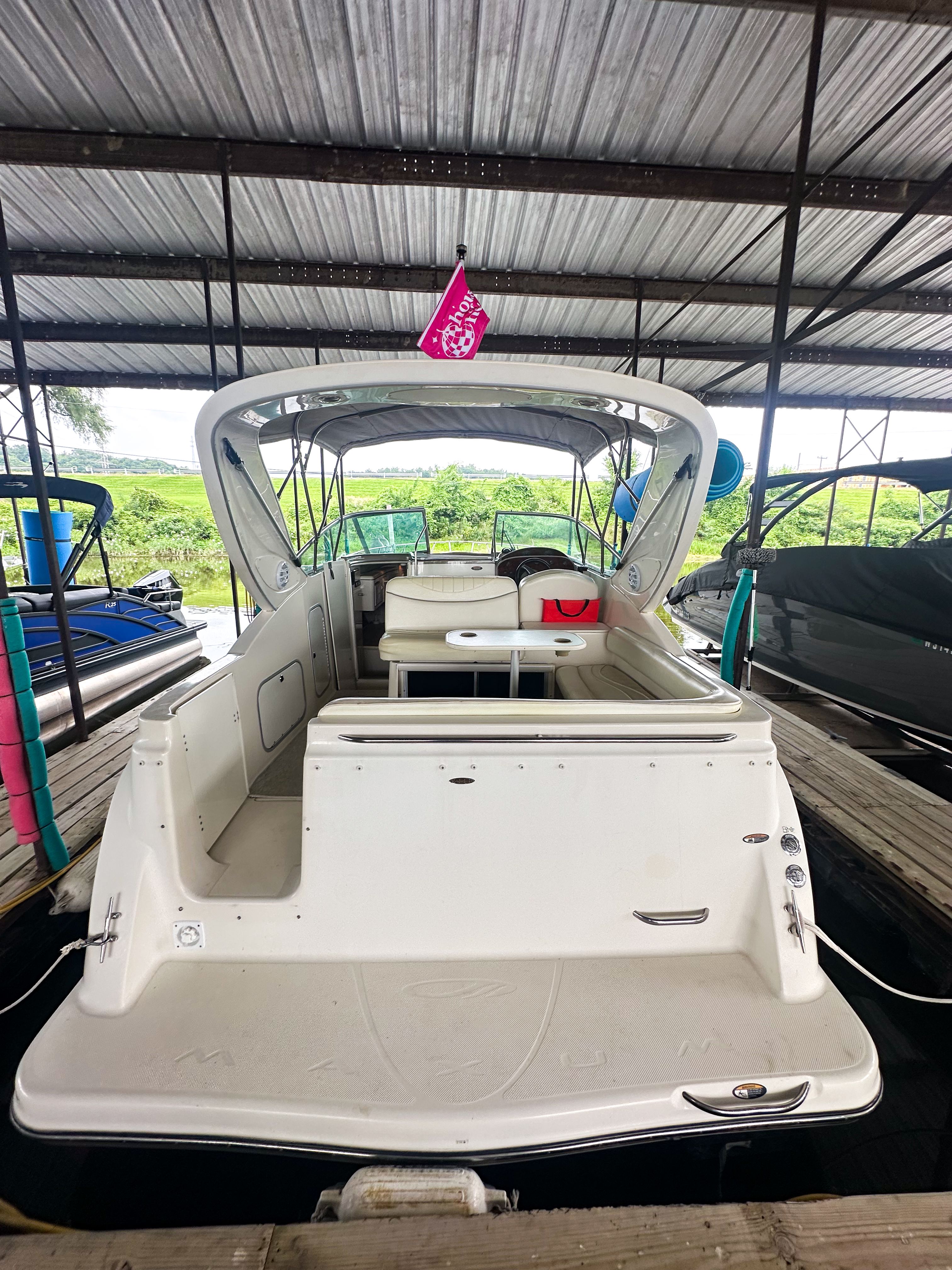 2000 Maxum 2800 SCR - 11