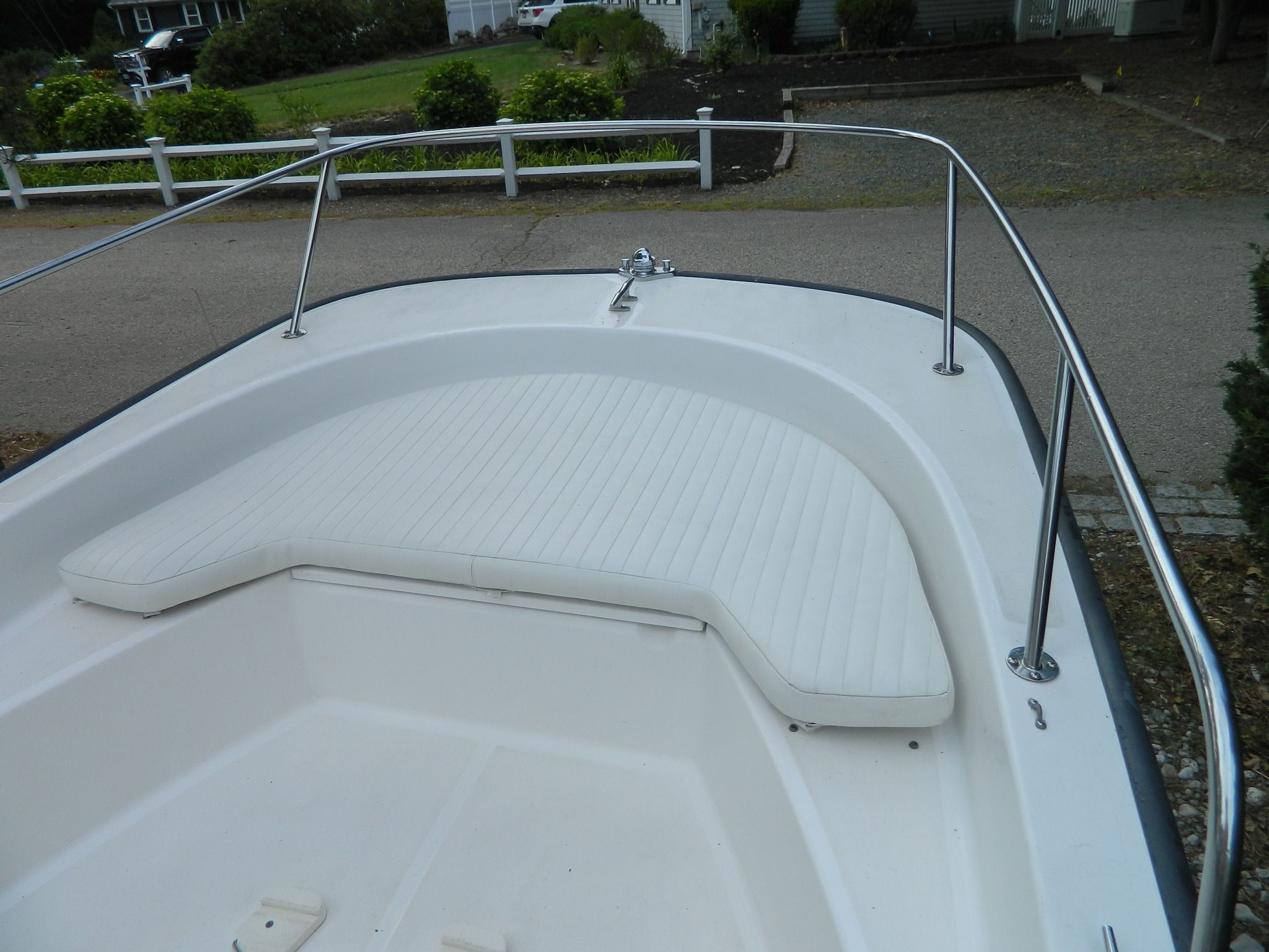 2003 Boston Whaler 170 Montauk - 4