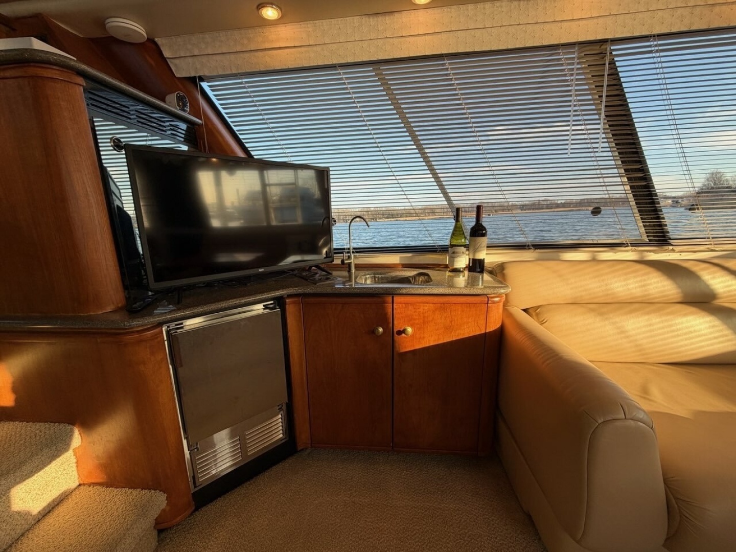 1999 Bayliner 4788 - Image 12