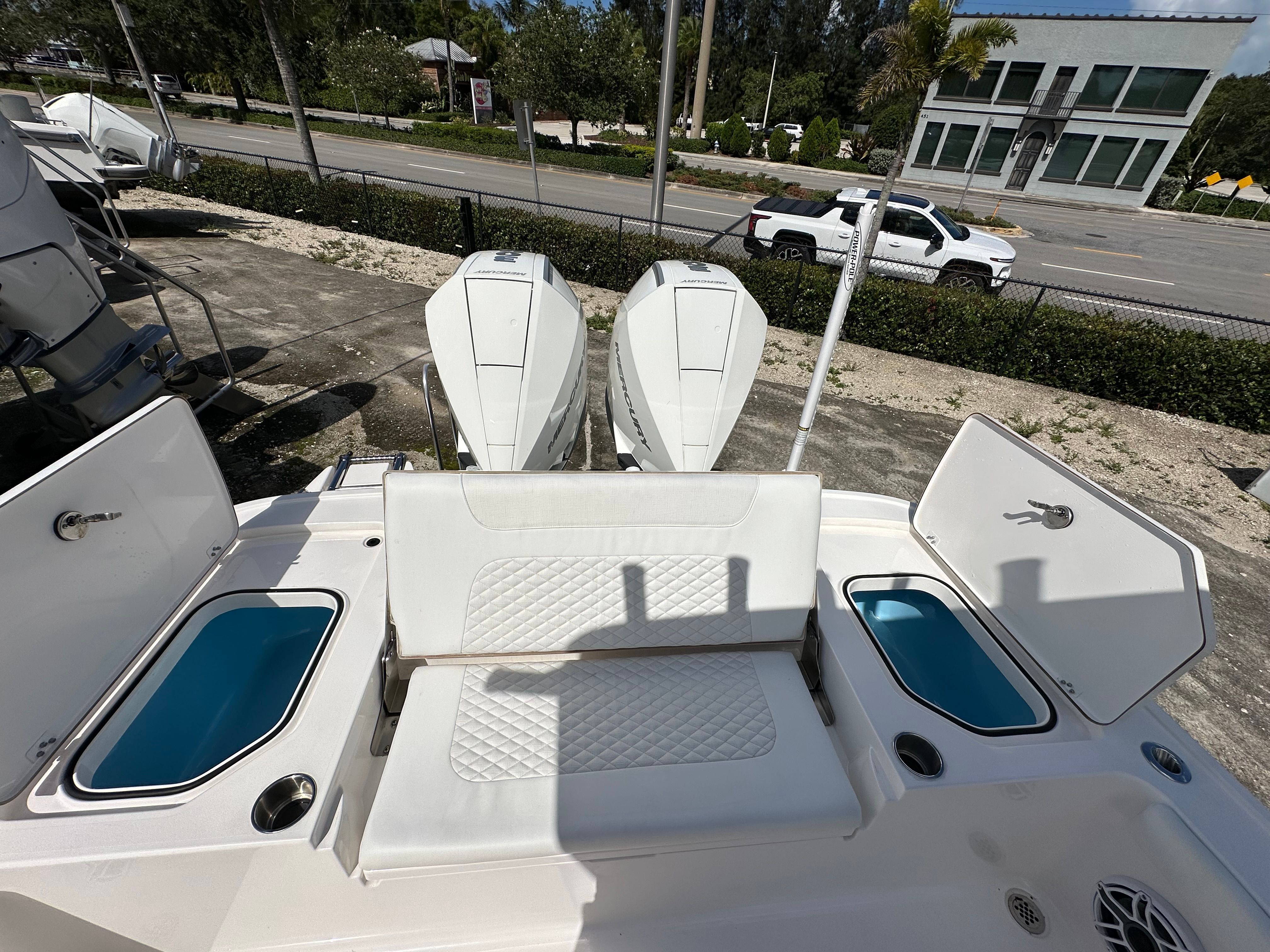 2025 CAYMAS 281 HB - Image 7