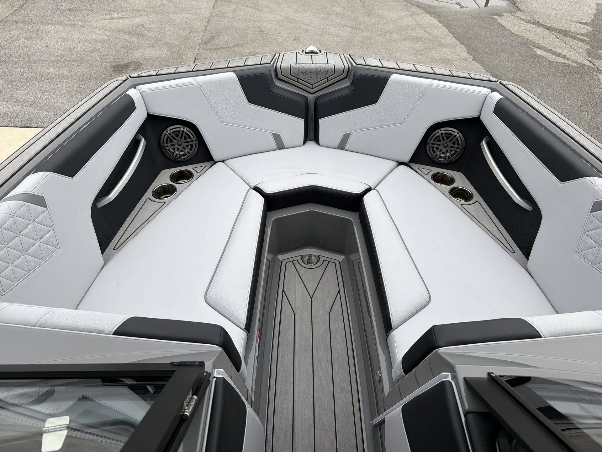 2026 Nautique GS24 - 8