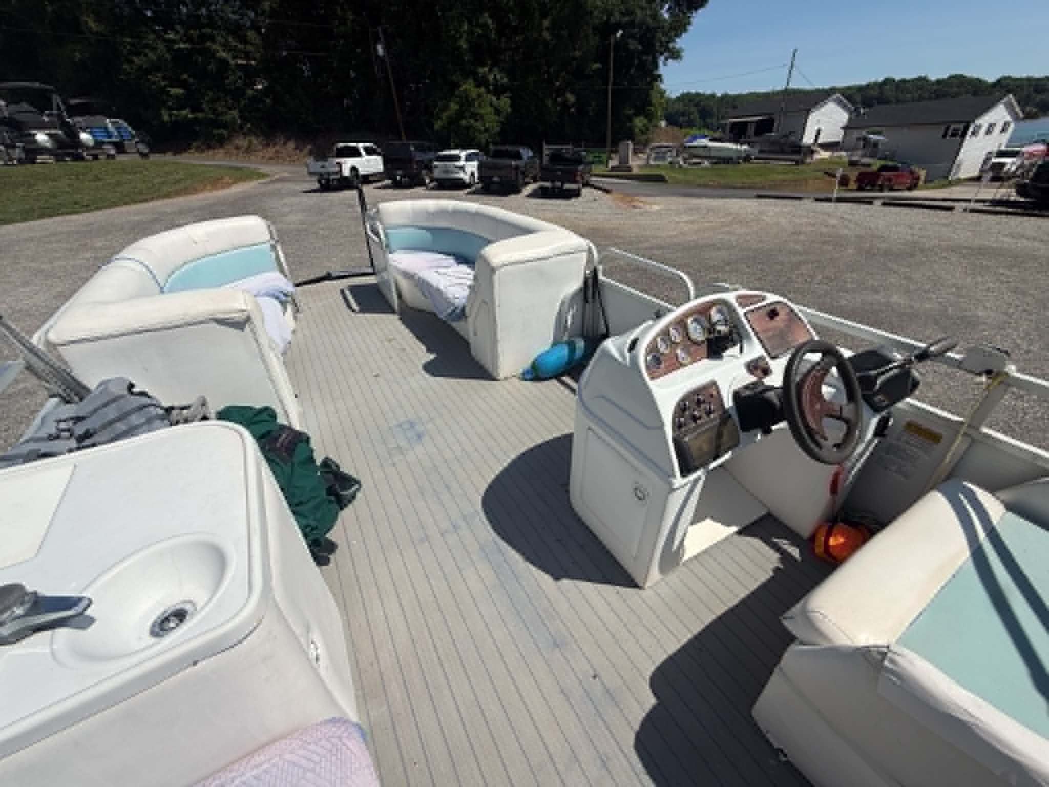 2001 Sundancer Poontoons 260D Legand - 17