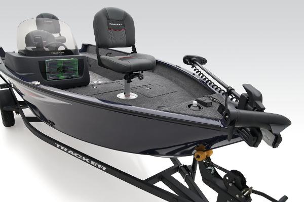 2026 Tracker Pro Guide V-16 SC - 13