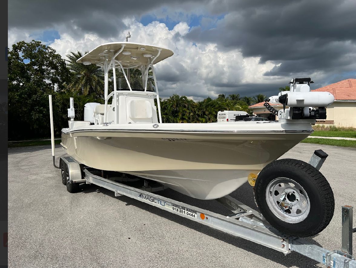 2019 K2 Marine blackjack 256 - 12