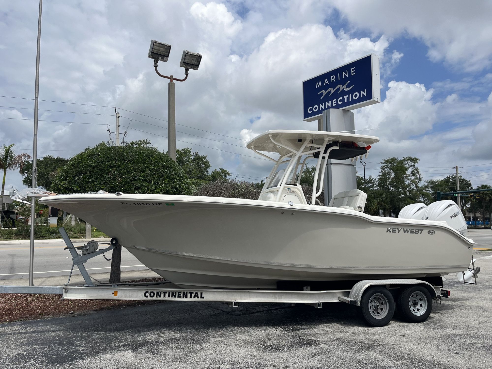 2025 Key West 244 Center Console
