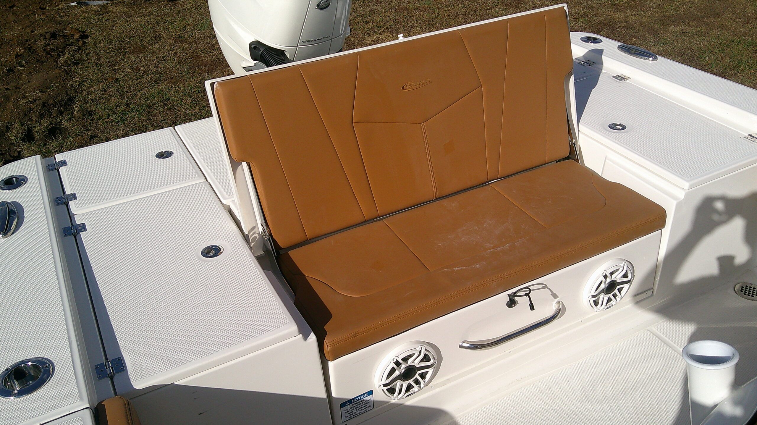 2026 Robalo 266 Cayman - 8