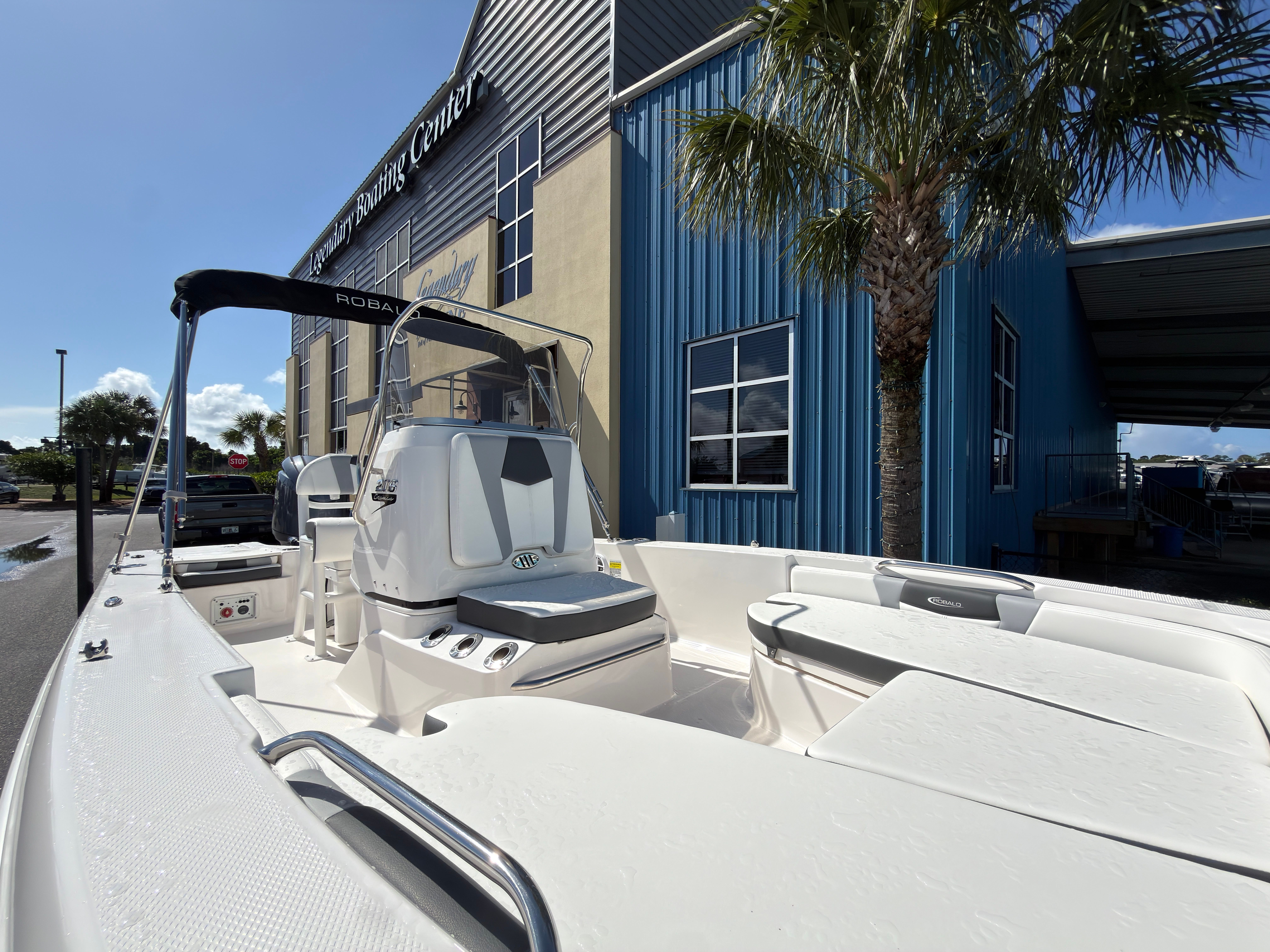 2024 ROBALO 206 CAYMAN - Image 7