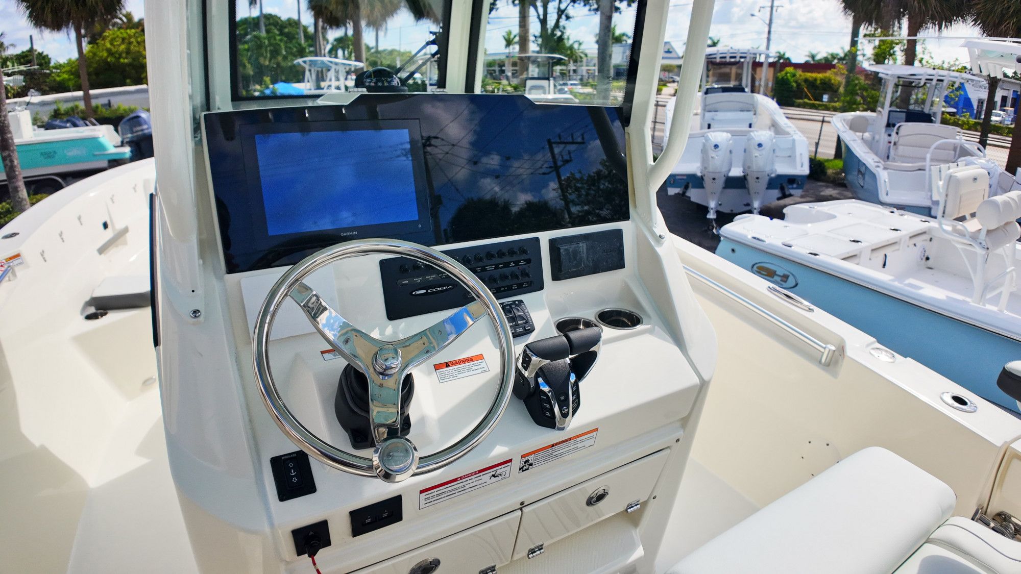 2027 Cobia 245 Center Console - 17