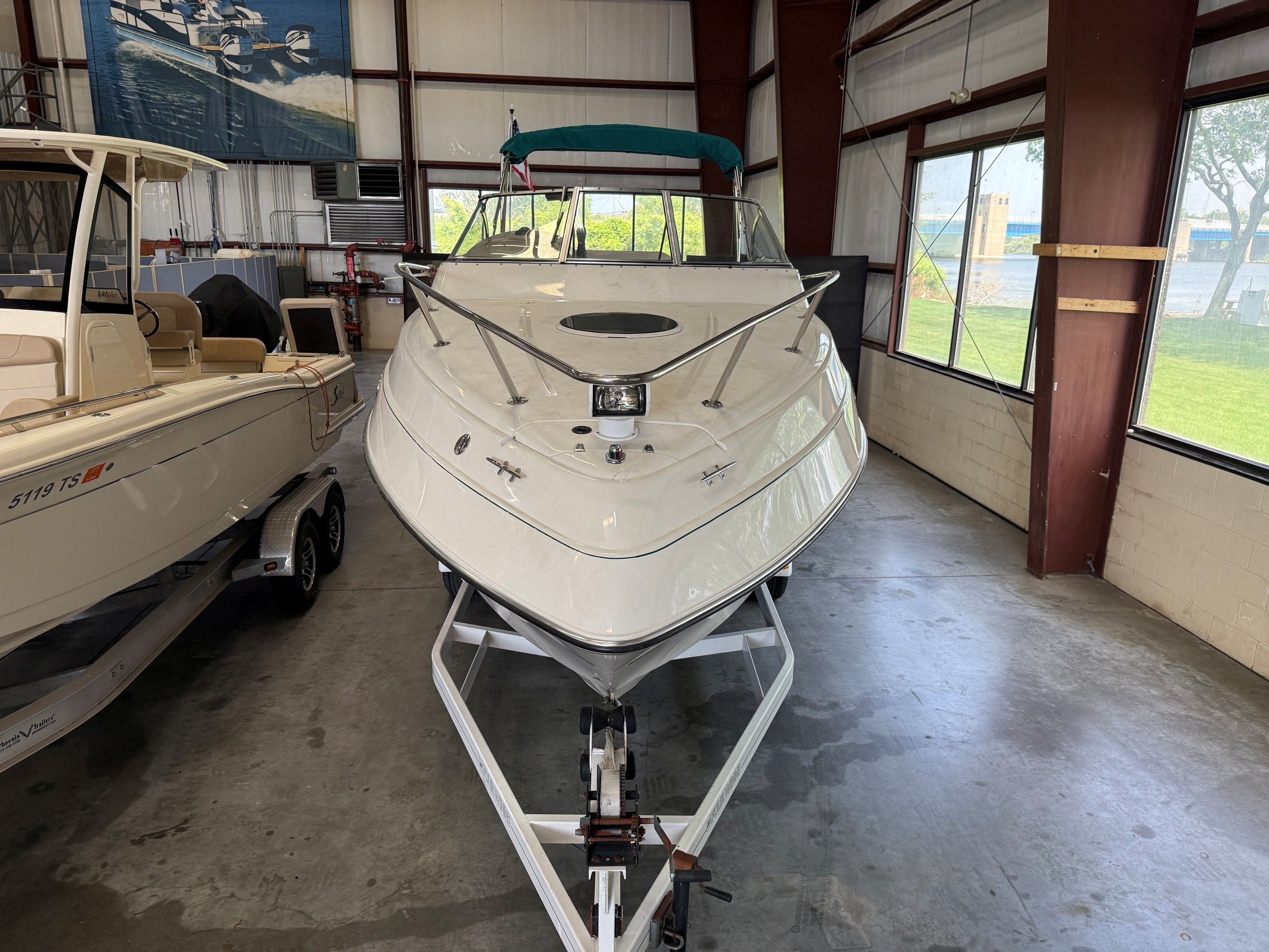 1997 Four Winns 258 Vista - 5