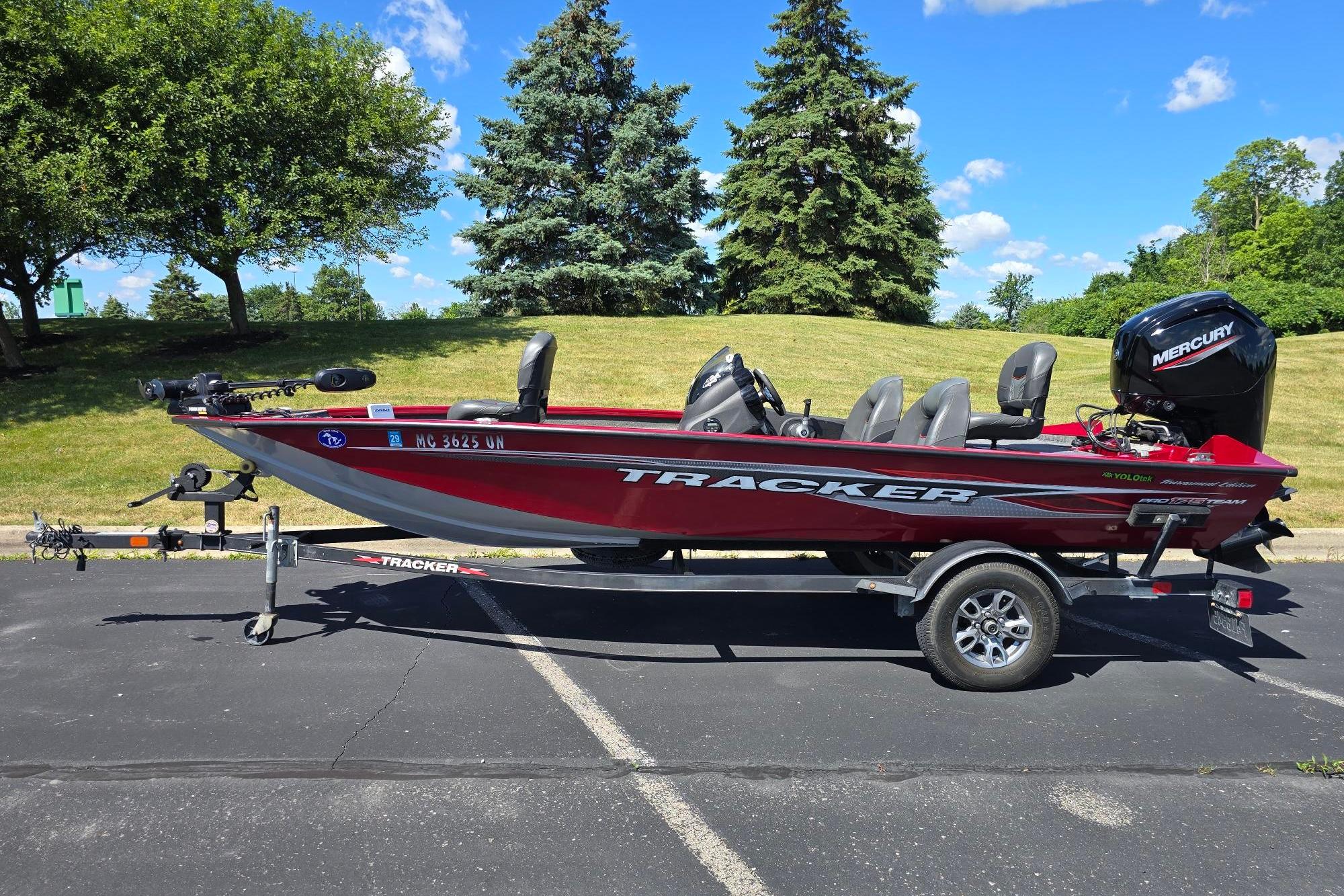 2021 Tracker Pro Team 175 TXW