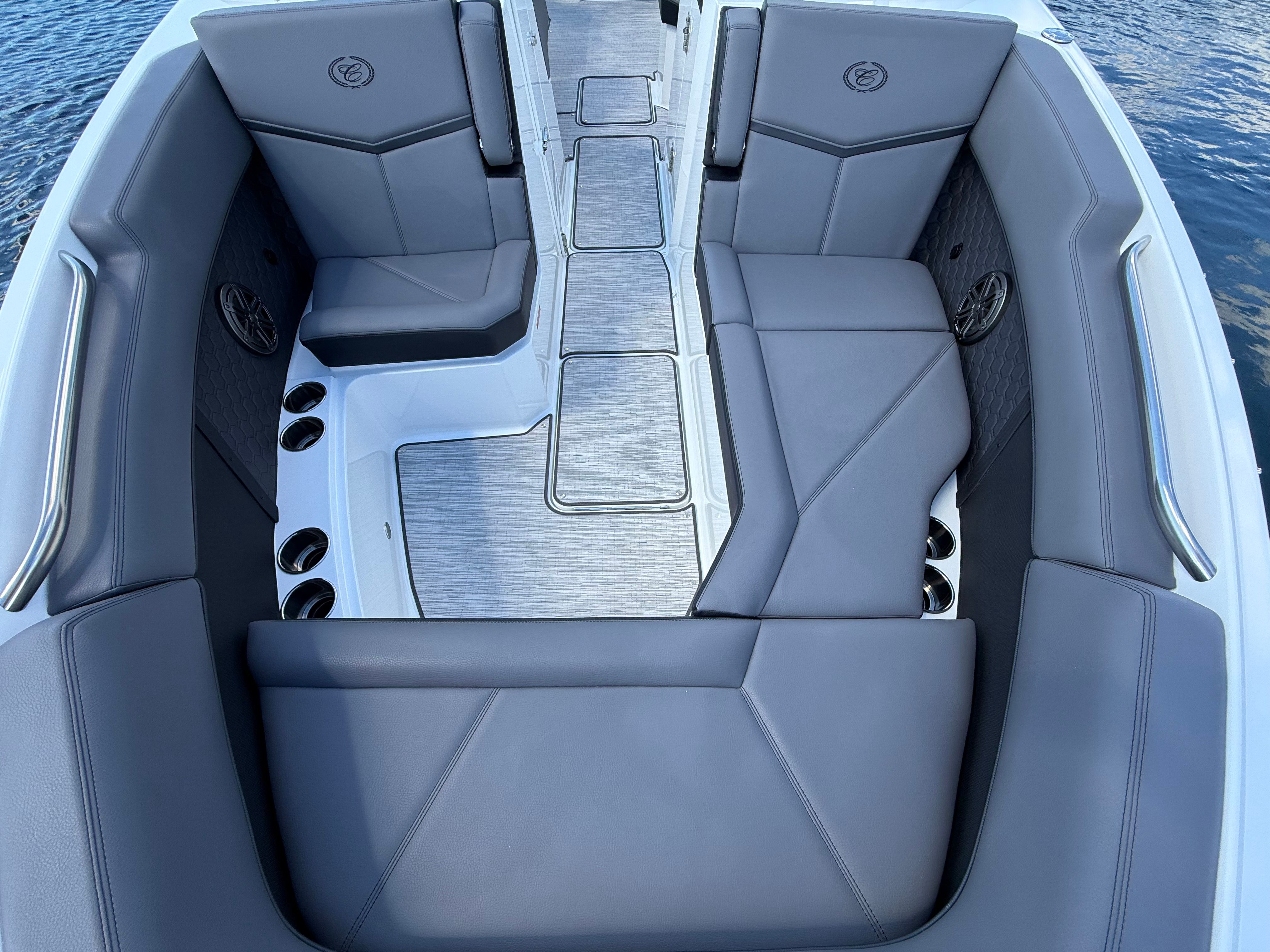 2026 Cobalt R8 Surf - 13