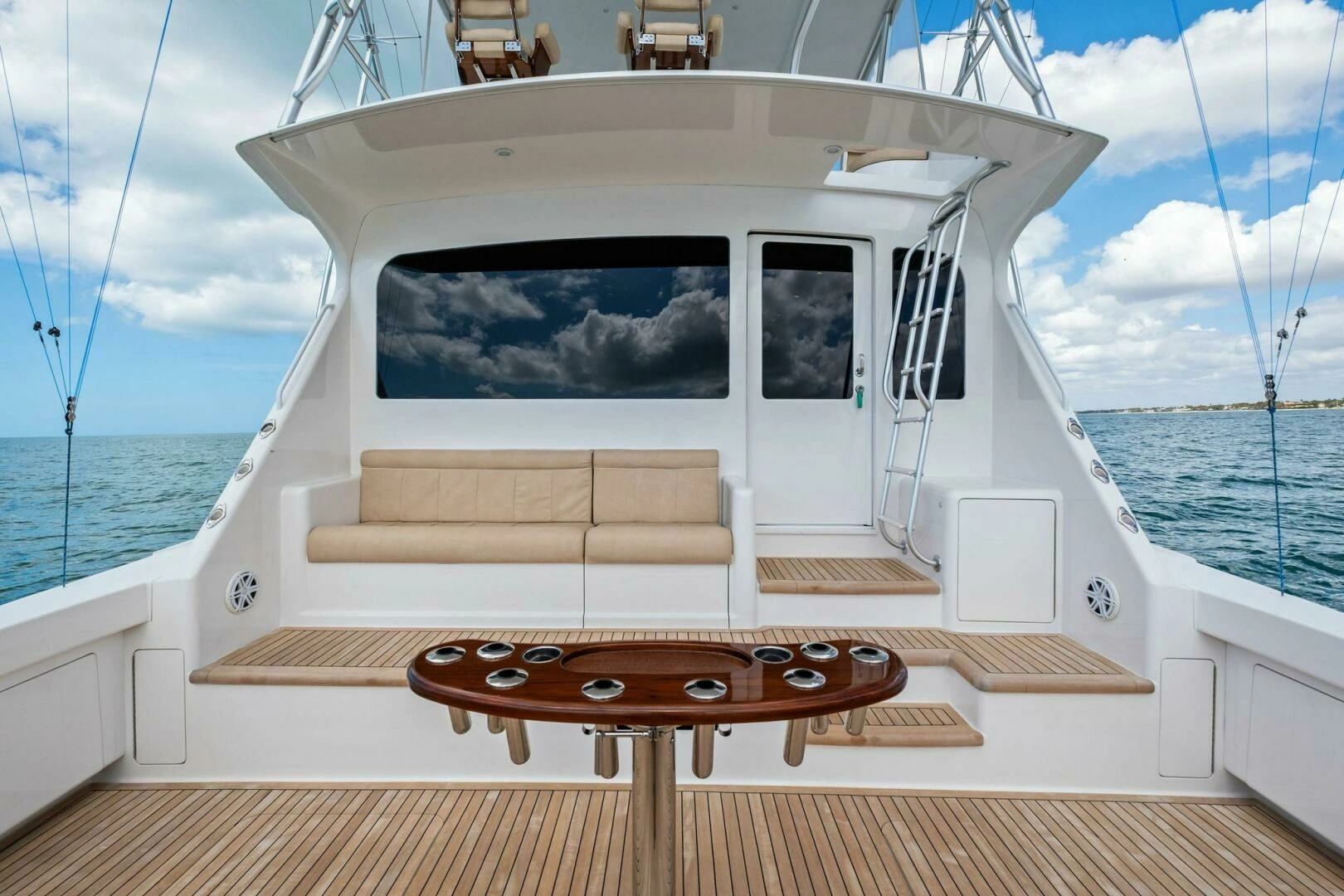 2008 Viking 64 Convertible - Image 6