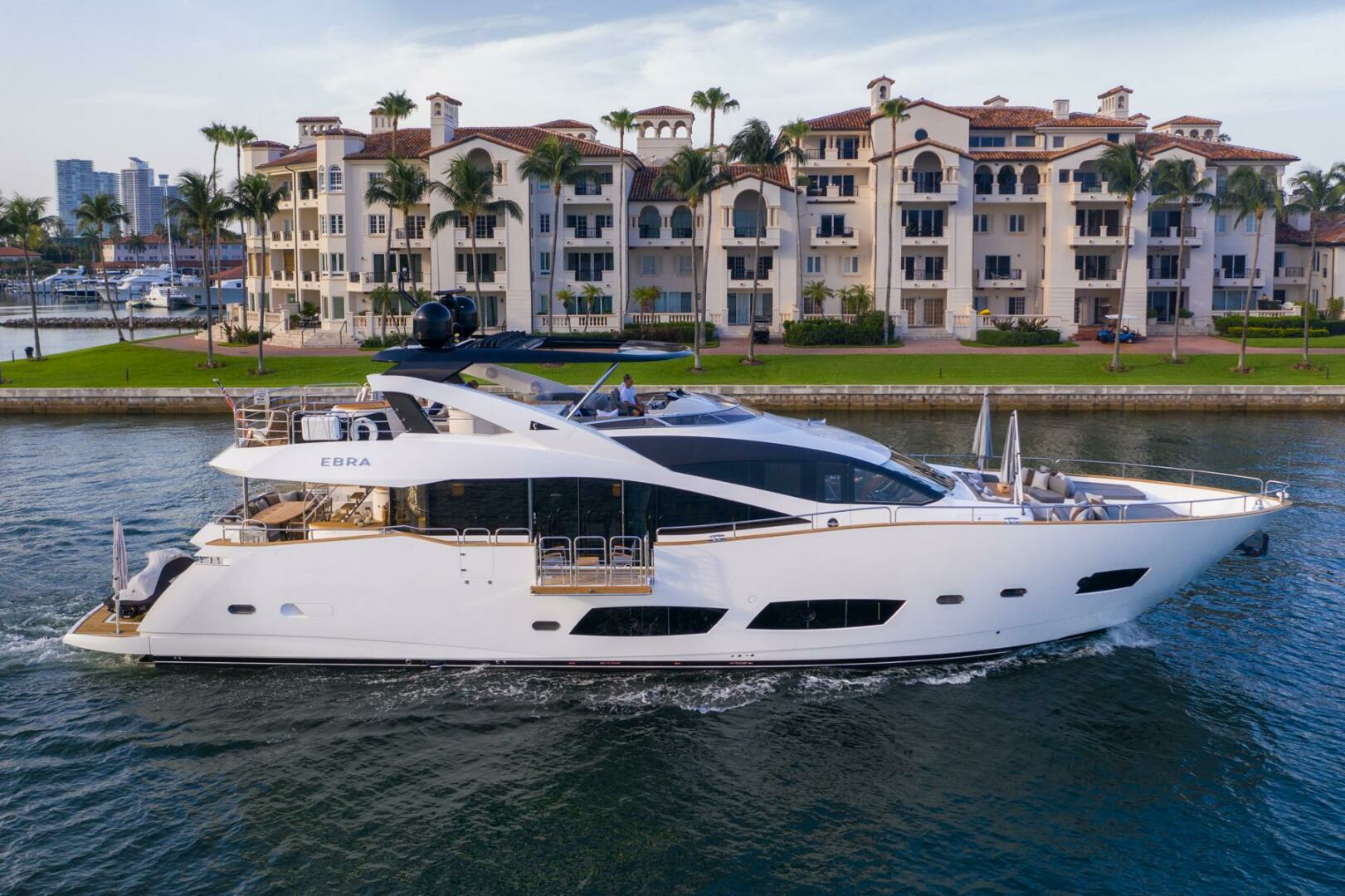 2015 Sunseeker 28 METER - Image 9