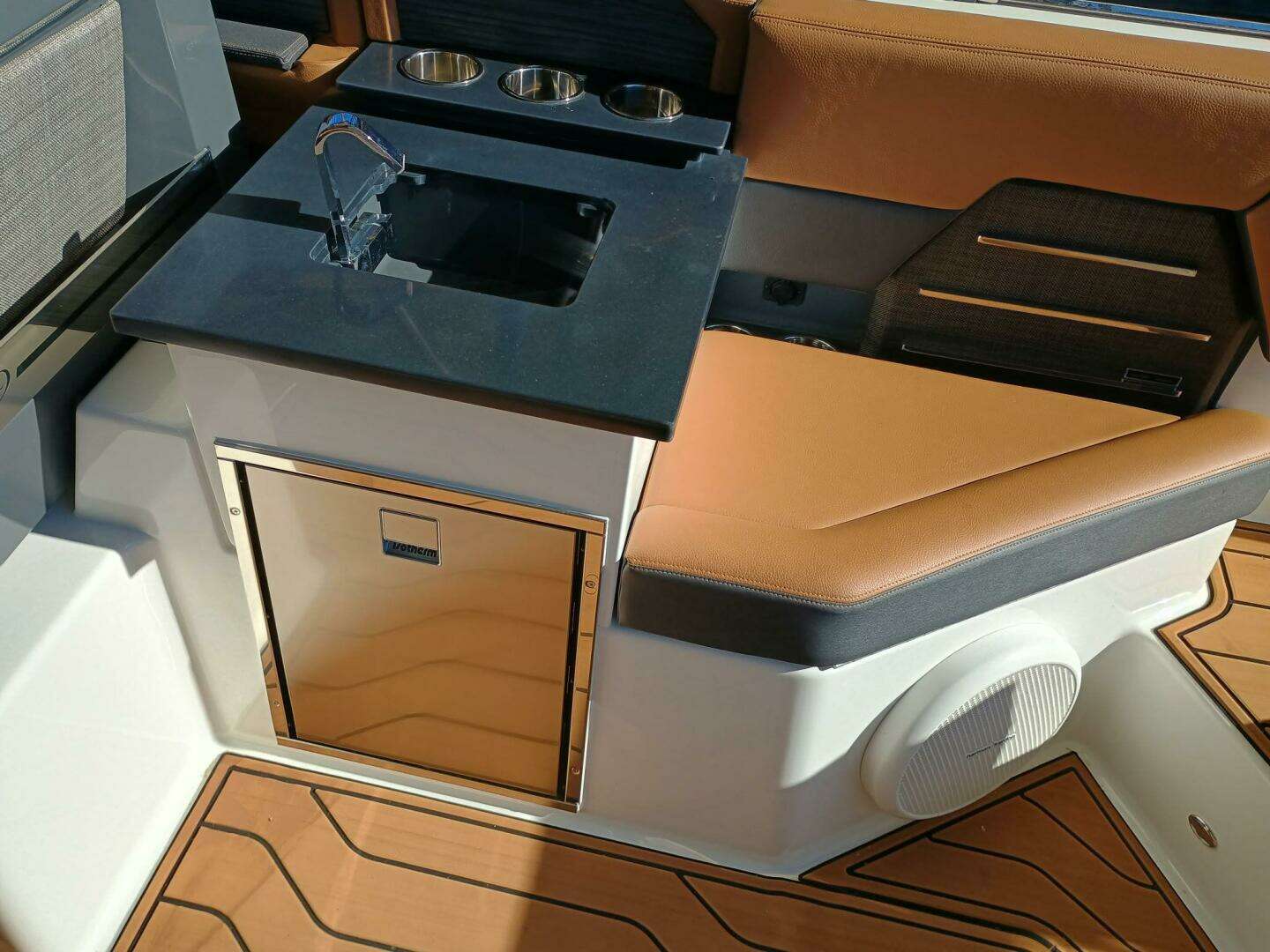 2025 Cobalt A29 - Image 7
