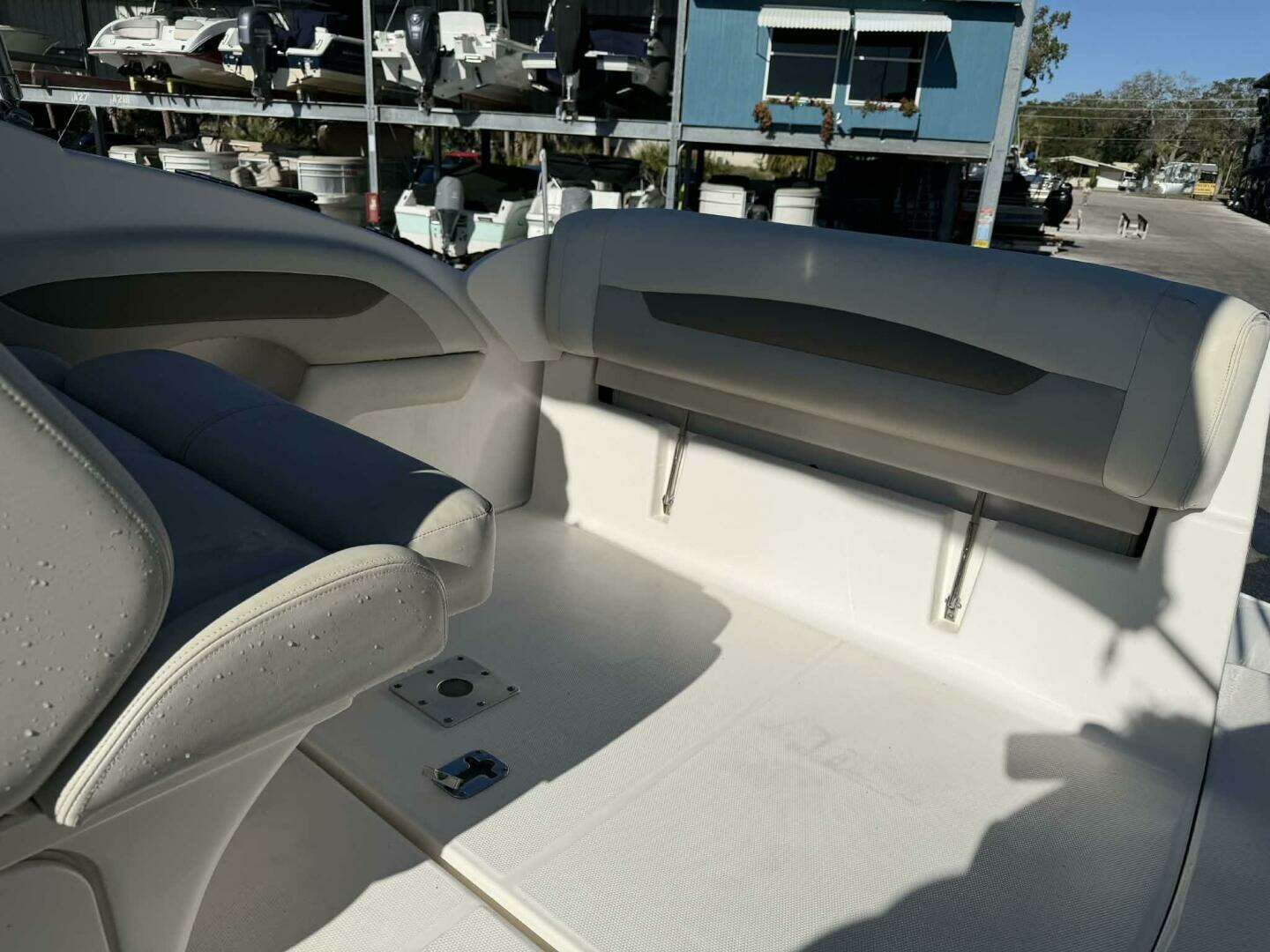 2008 Chaparral 250 Signature - Image 17