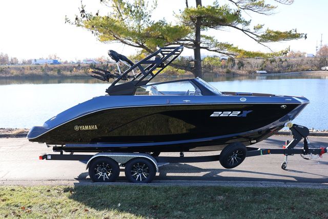 2026 Yamaha Boats 222 XD BOTH COLORS AVAILABLE - 2