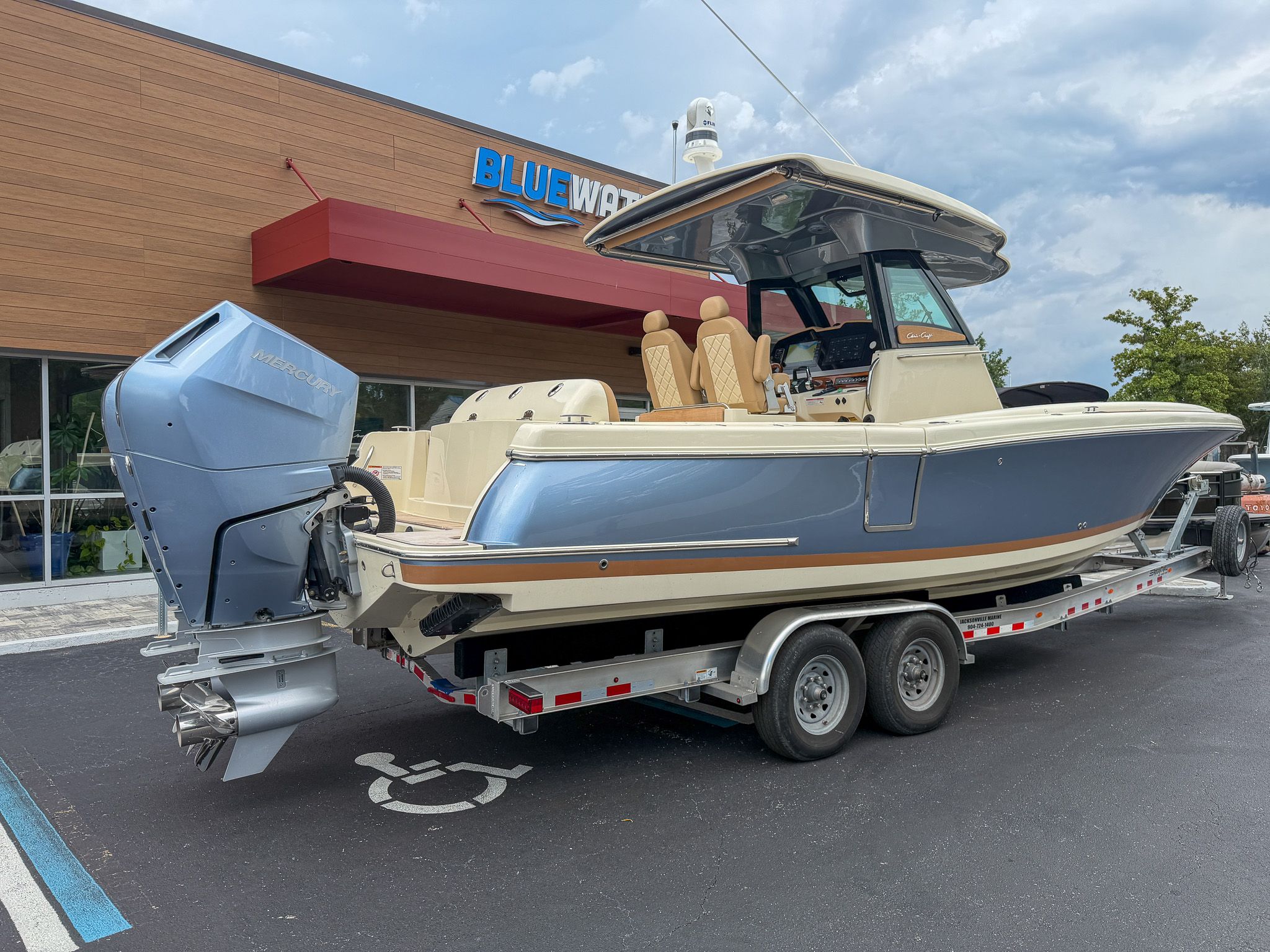 2024 Chris-Craft Catalina 30 Heritage Edition - 18
