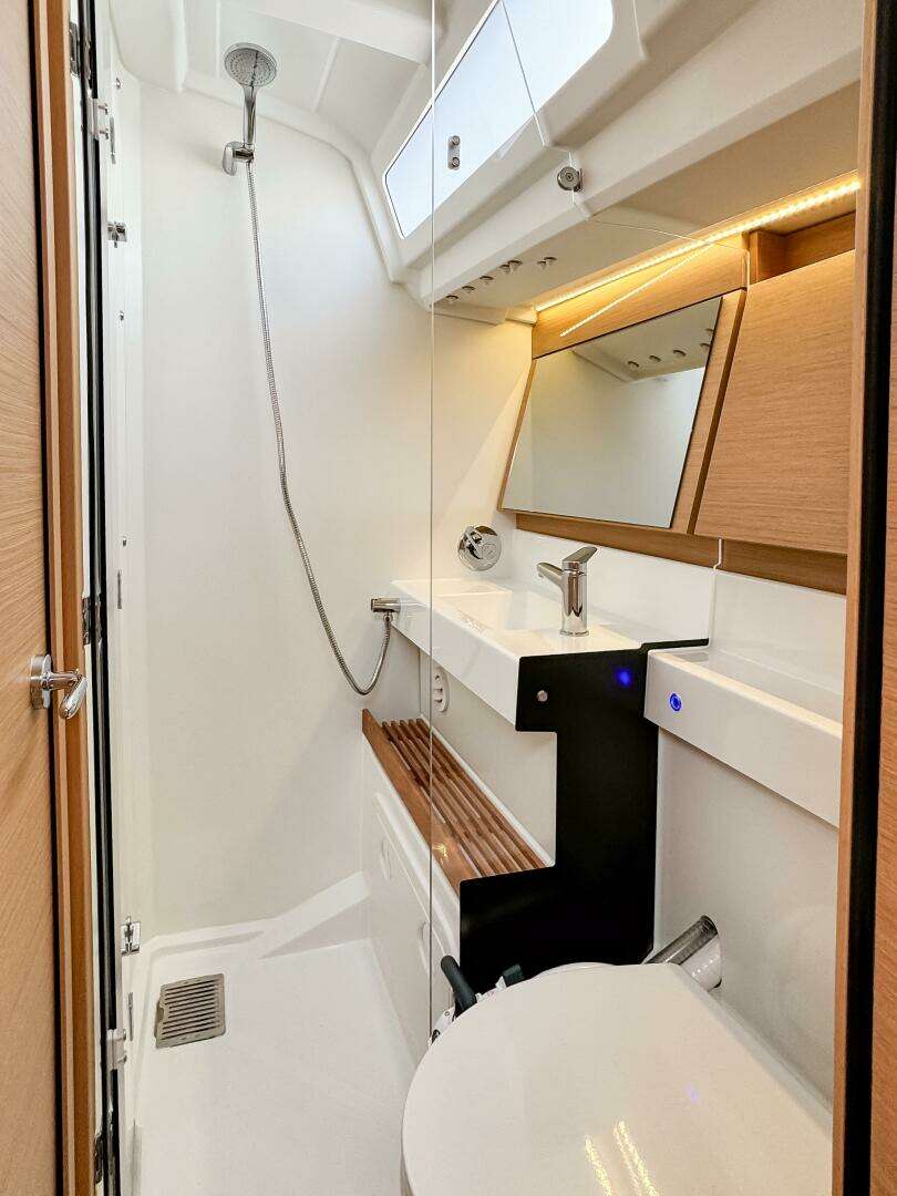2023 Jeanneau Sun Odyssey 440 - Image 41