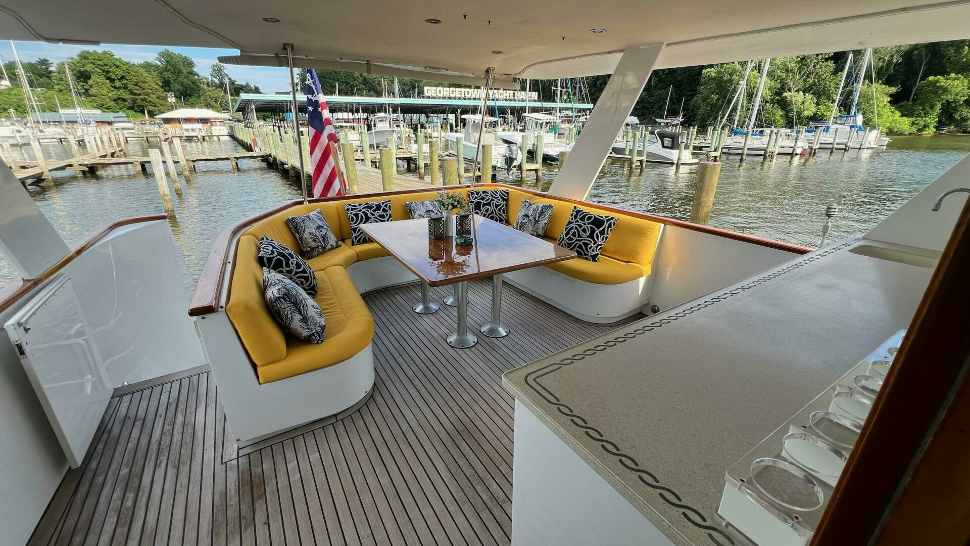 1987 Hatteras Motoryacht - Image 49