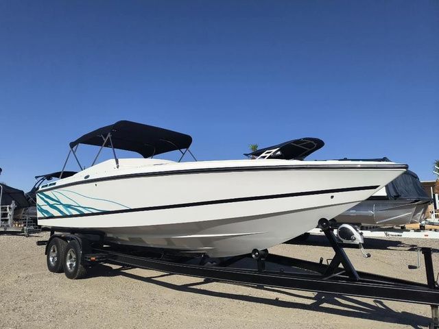 1997 BAJA Performance Boats Outlaw 24 Open Bow - 2