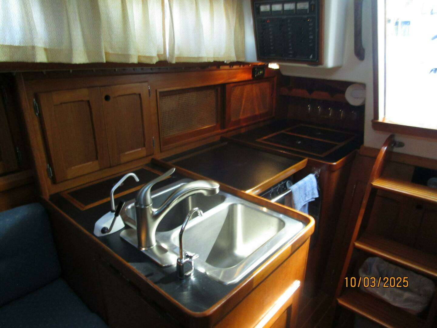 1986 Bristol 35.5C - Image 49