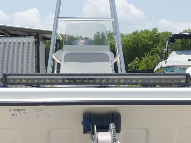 2021 Mako Pro Skiff 19 CC - 16