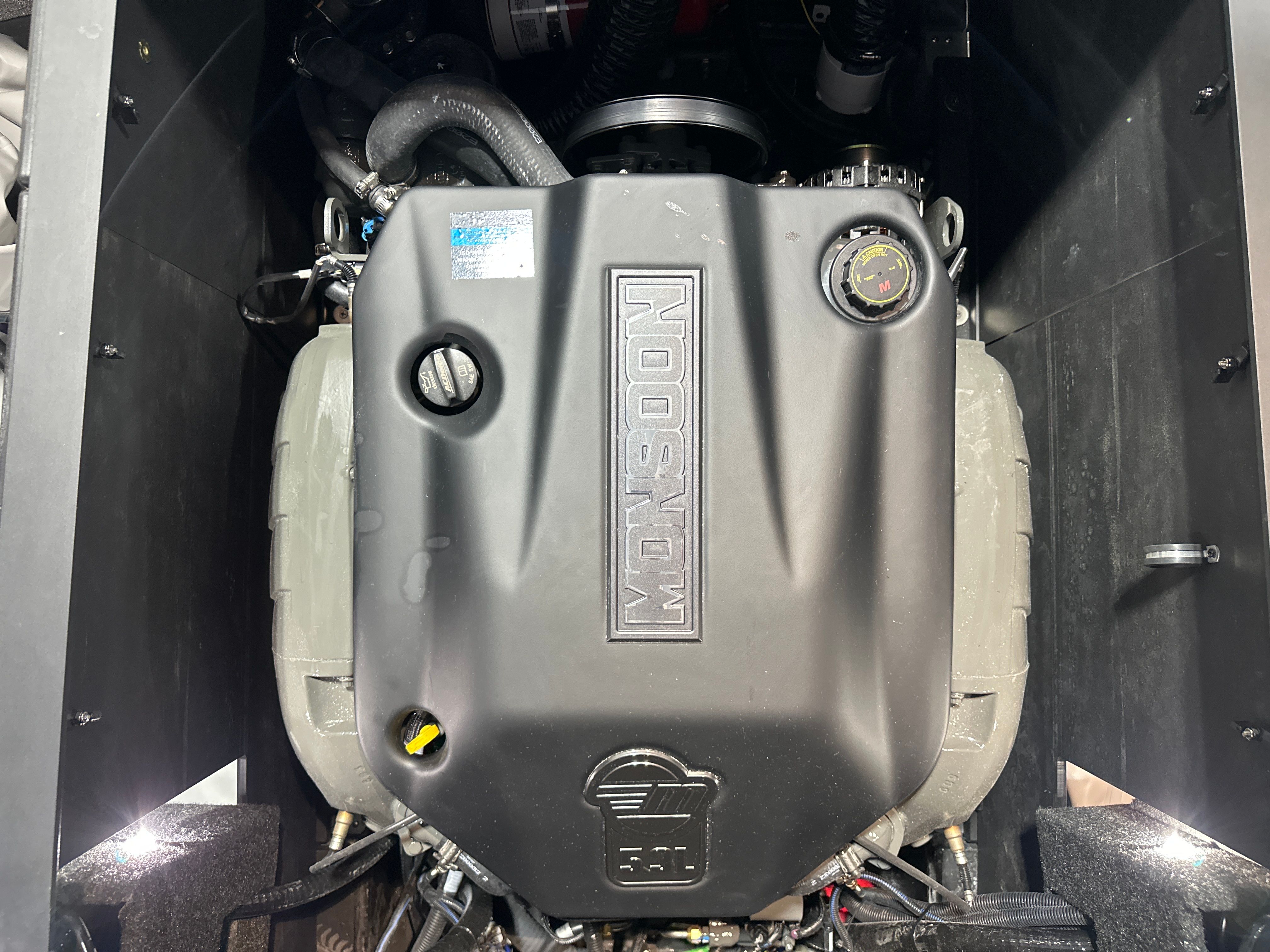 2026 Axis T235 - 21