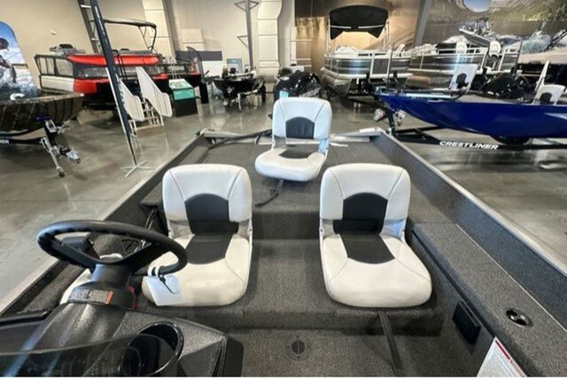2026 Crestliner Storm - 8