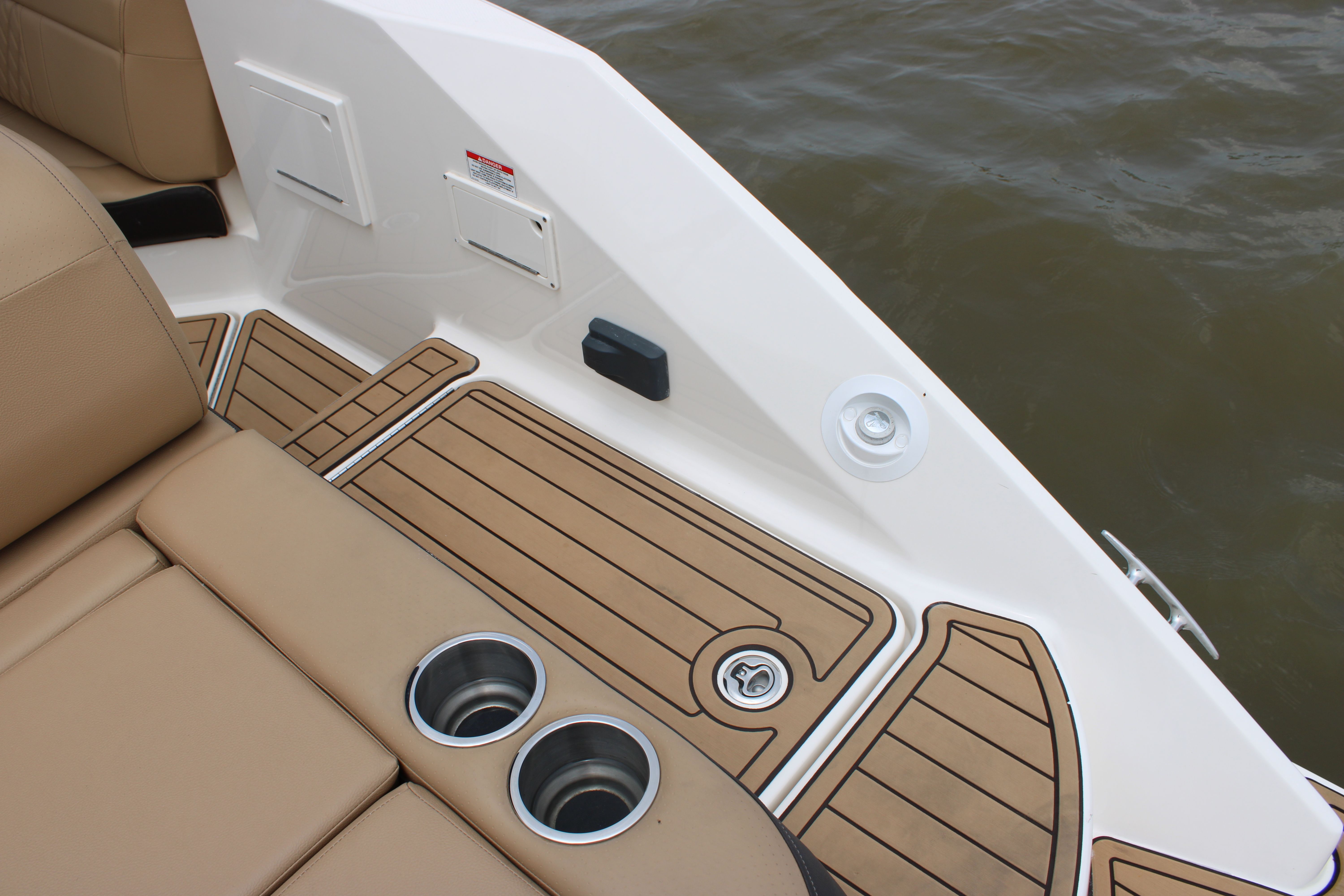 2020 Sea Ray SLX 280 - 20