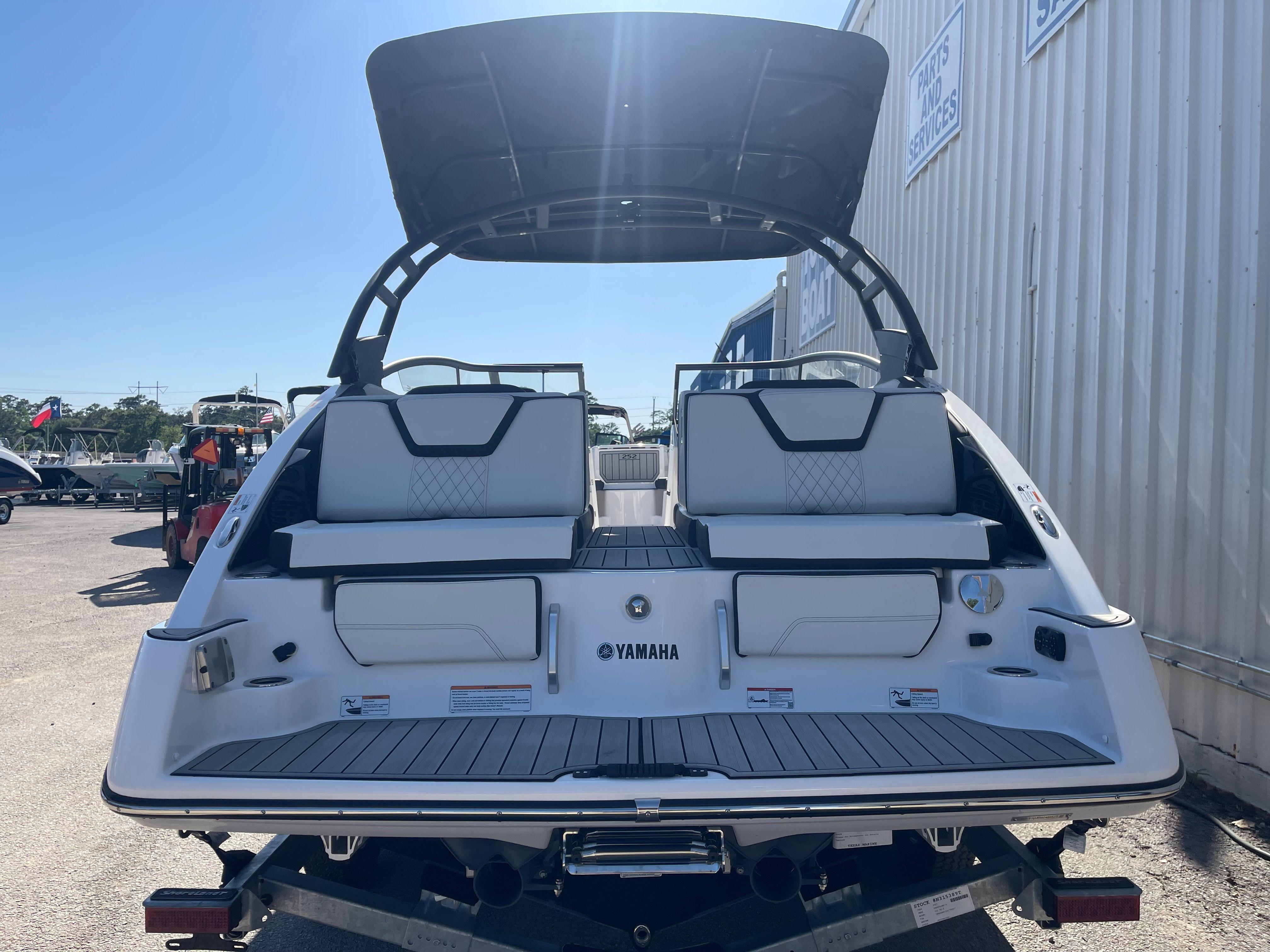 2025 YAMAHA 252 SD - Image 5