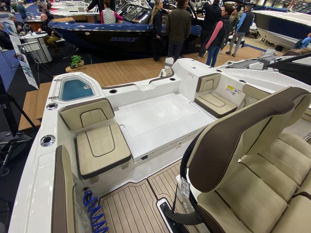 2024 Yamaha Boats 255 FSH Sport H - 33